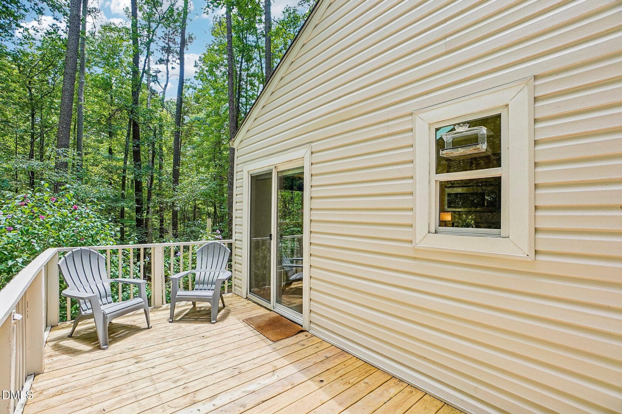 26-web-or-mls-Stones Throw-S1706-026 - 111 Stones Throw, Chapel Hill, NC 27516, Chapel Hill