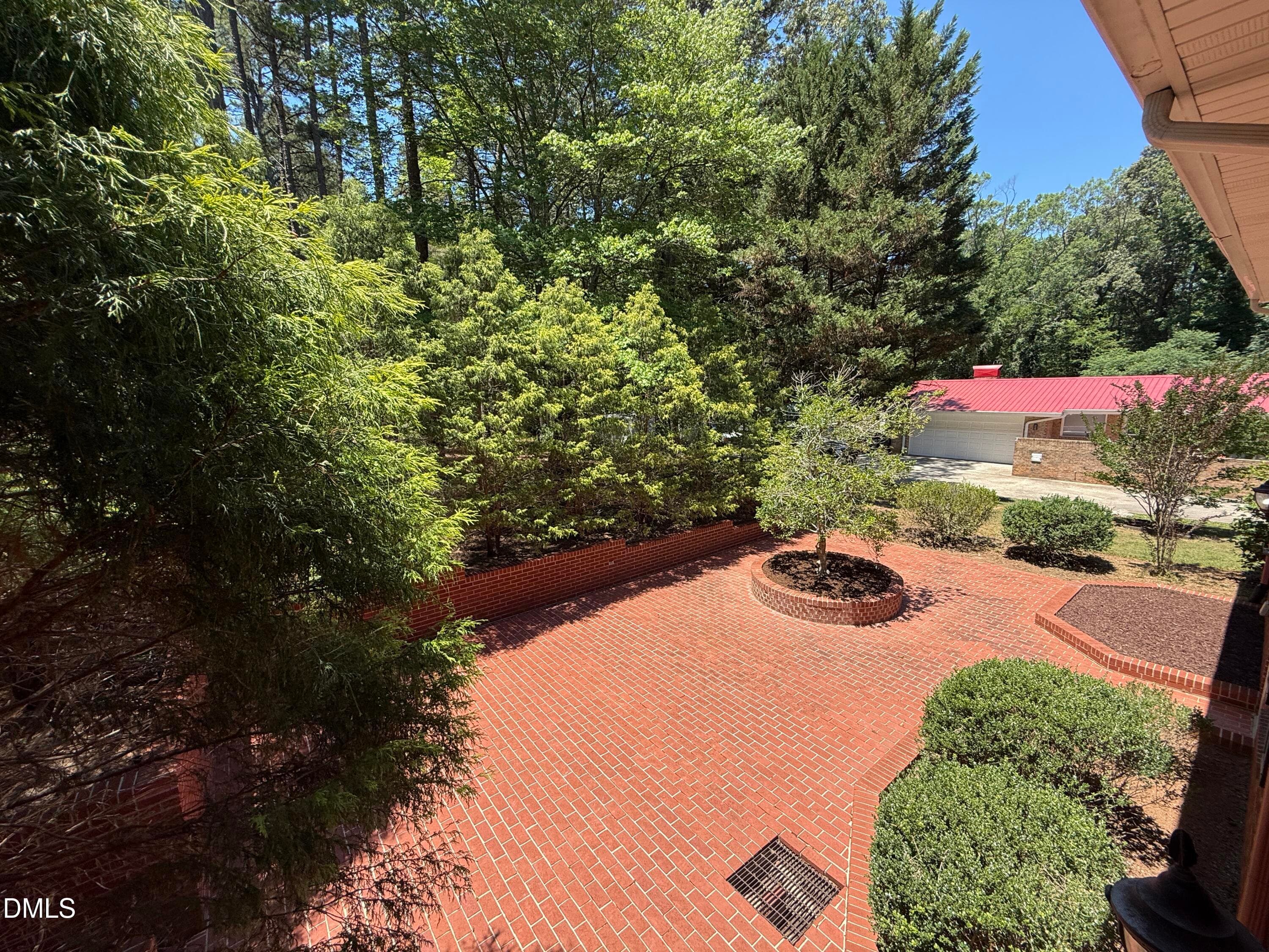 side of courtyard - 174 Pine Cone Drive, Oxford, NC 27565