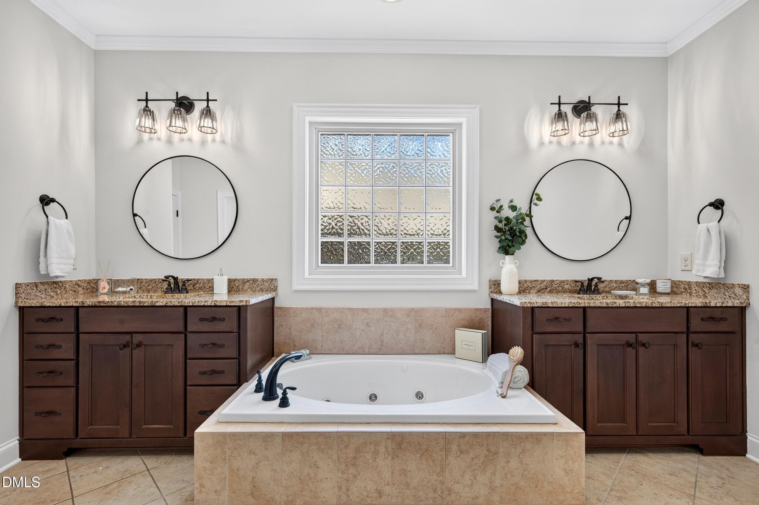 24_018_dsc07243 - 208 William Henry Way, Cary, NC 27519, Cary