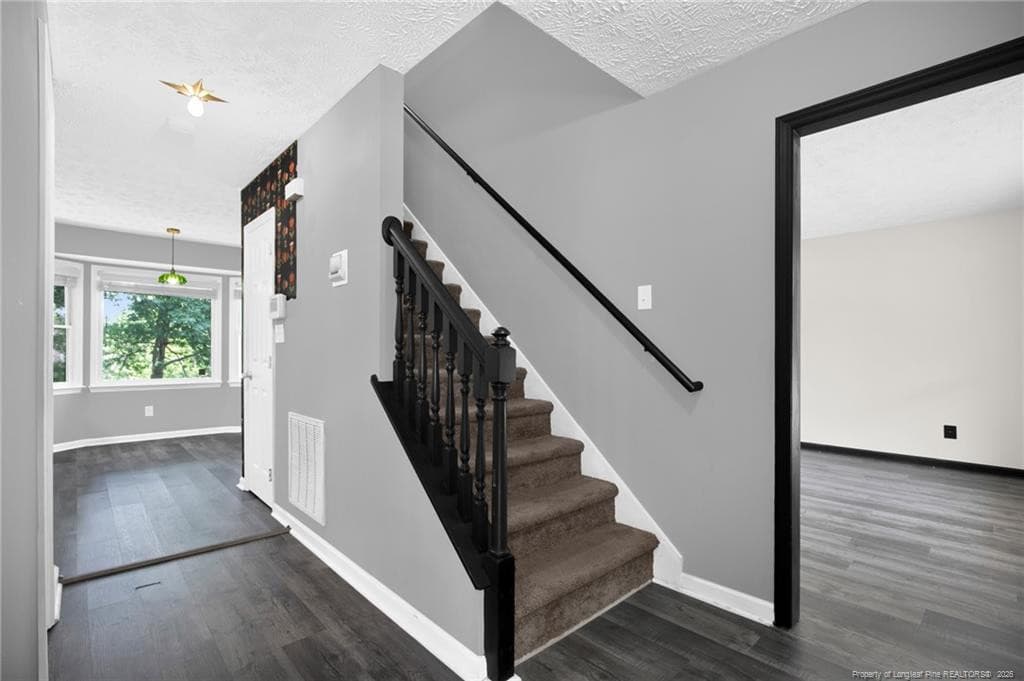 Photo 7 - 529 Old Farm Road, Fayetteville, NC 28314, Fayetteville