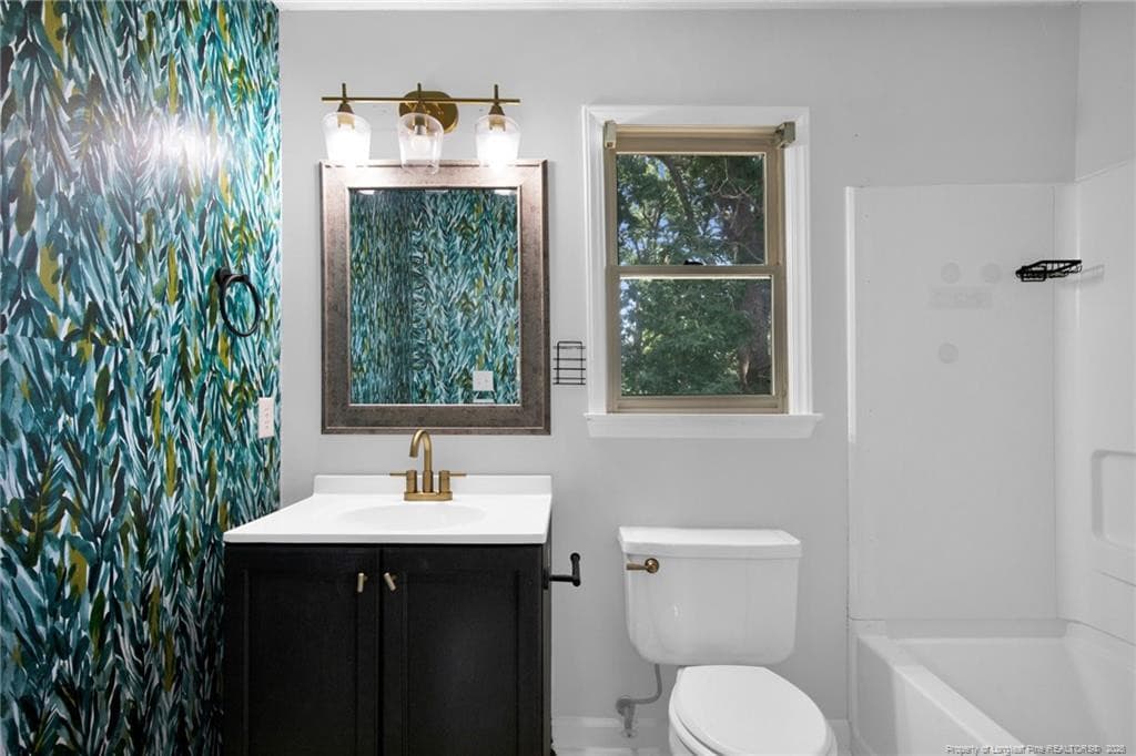 Guest Bath - 529 Old Farm Road, Fayetteville, NC 28314, Fayetteville