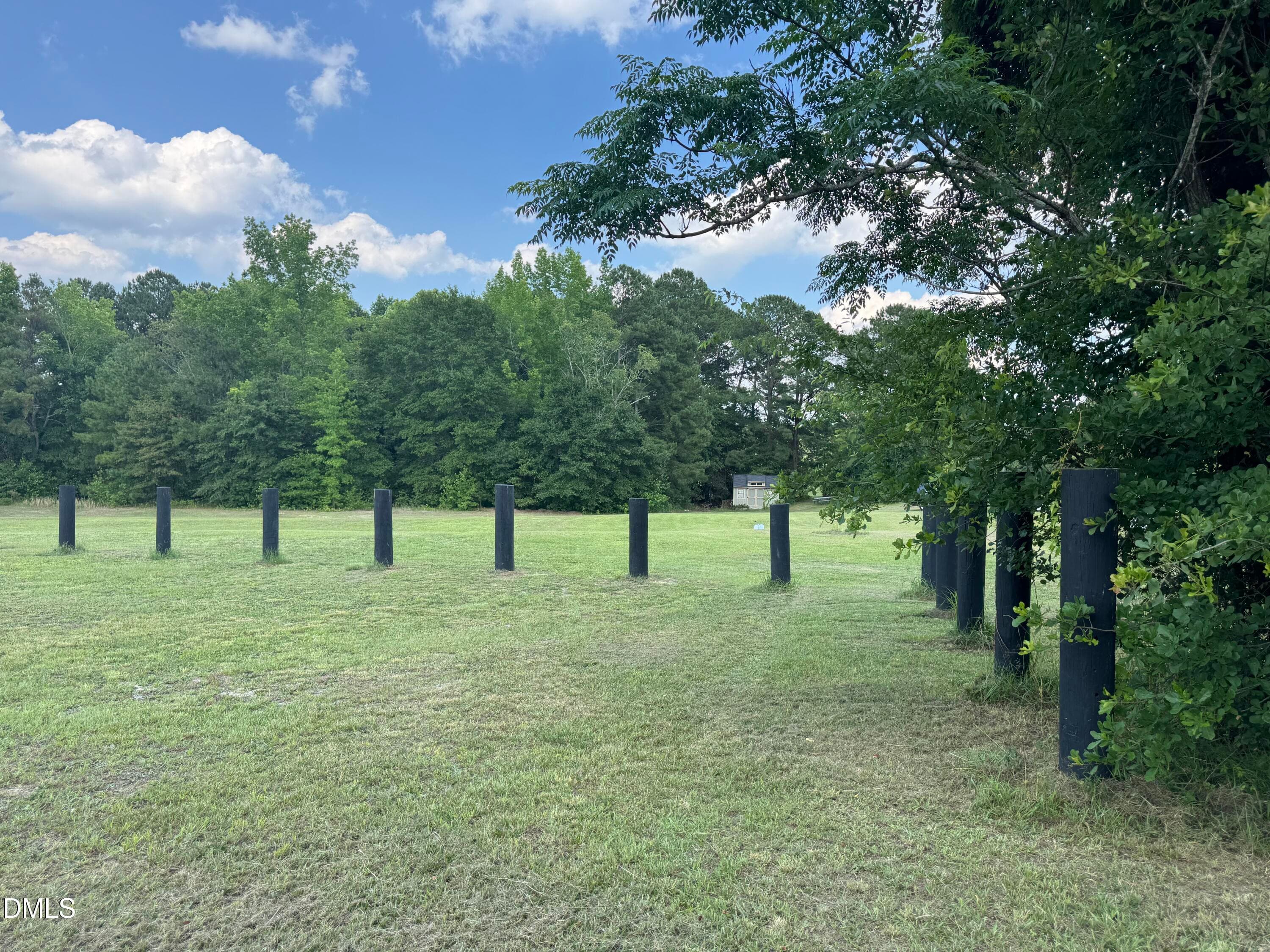 586 Shade Tree Road, Benson, NC 27504