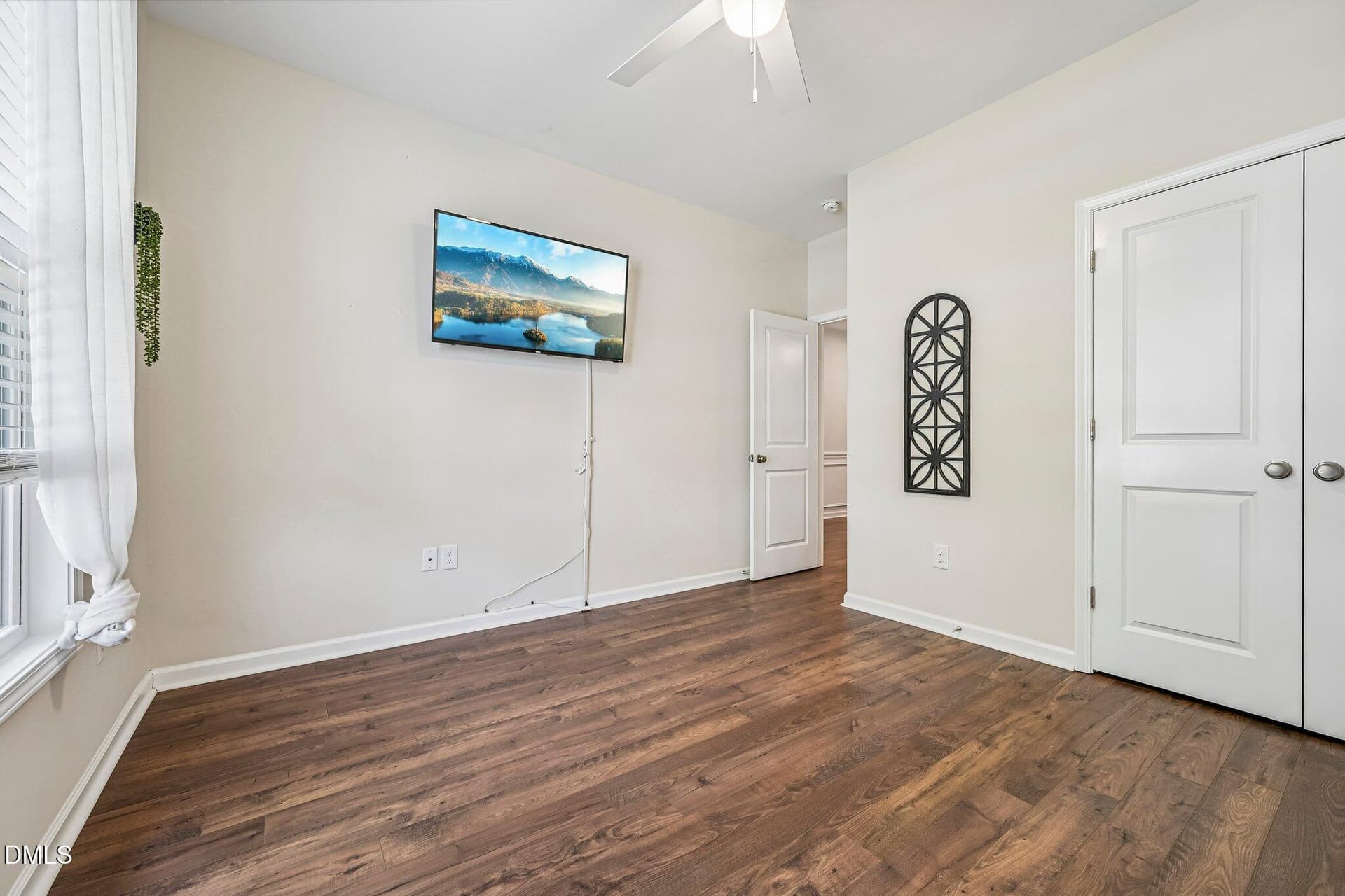 23-web-or-mls-Stromness Path-S1806-023 - 127 Stromness Path, Clayton, NC 27527