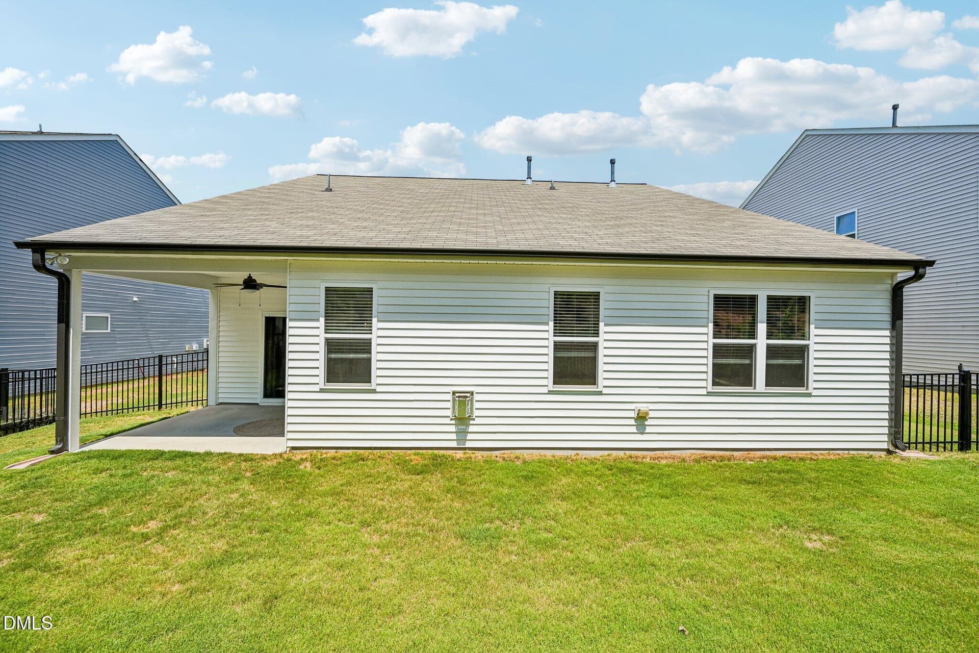 40-web-or-mls-Stromness Path-S1806-040 - 127 Stromness Path, Clayton, NC 27527