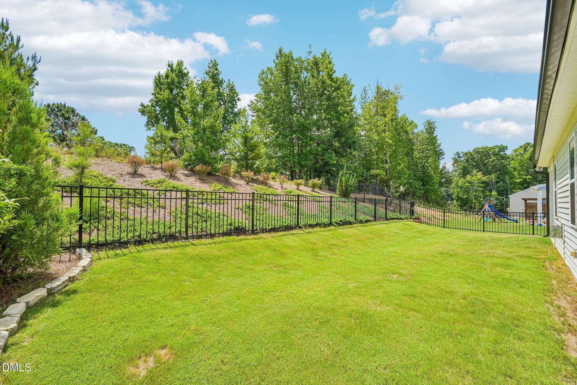 42-web-or-mls-Stromness Path-S1806-042 - 127 Stromness Path, Clayton, NC 27527