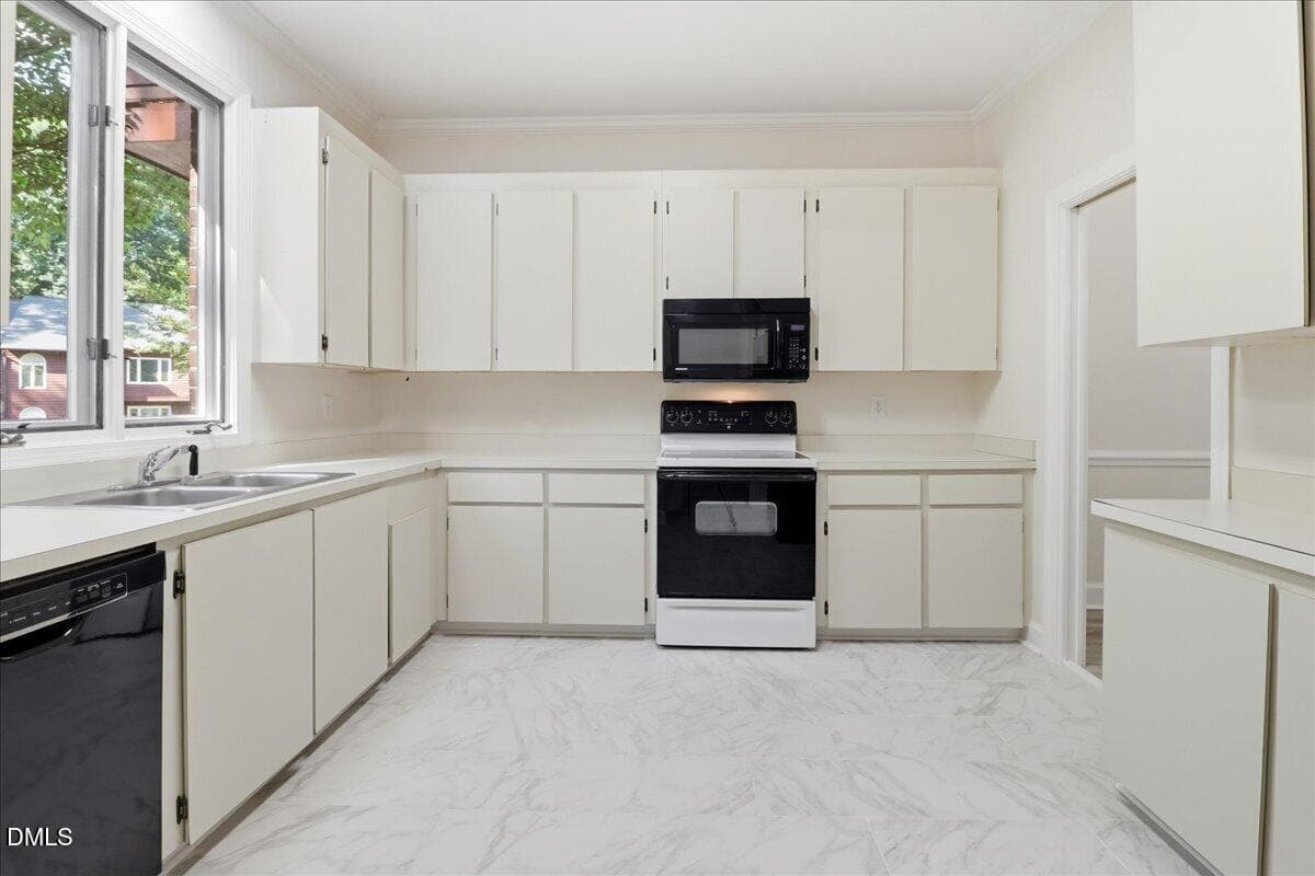 17-1311 Forest Hills Rd NW Unit E4-17 - 1311 NW Forest Hills Road NW E4, Wilson, NC 27896