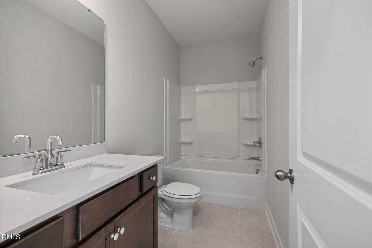 wdc-036-mls-12 - 428 Brighton Way, Aberdeen, NC 28315