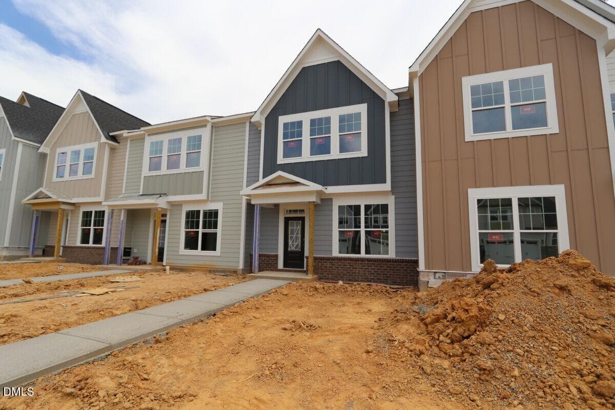 RAF274 - 3107 Cathedral Comb Drive, Apex, NC 27502