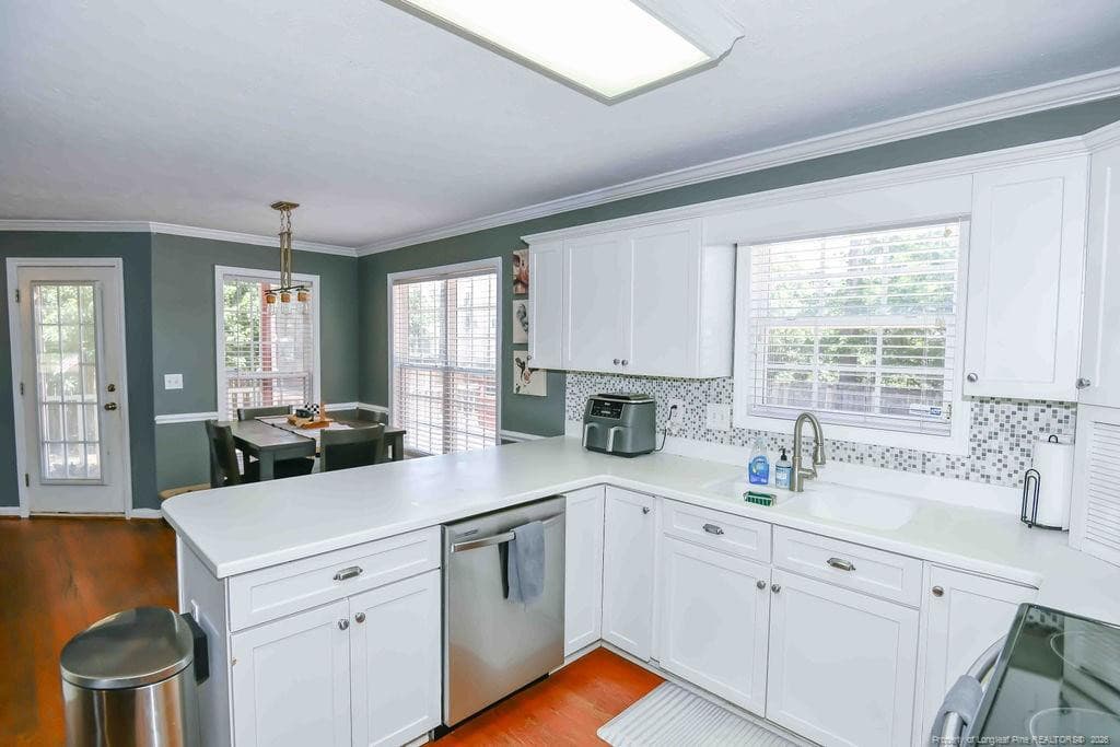 All appliances remain - 256 Arlington Drive, Cameron, NC 28326