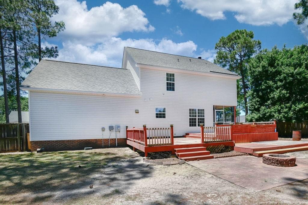 Spacious backyard - 256 Arlington Drive, Cameron, NC 28326