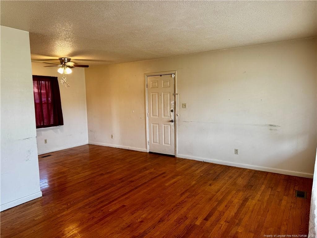 Photo 5 - 5301 Flagstone Court, Fayetteville, NC 28303, Fayetteville
