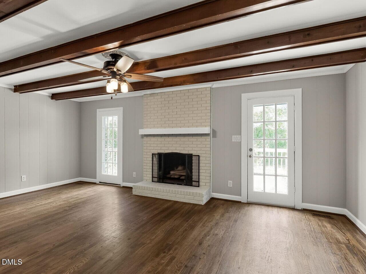 009-1280x960-family-room-with-fireplace - 102 Greenwood Circle, Smithfield, NC 27577