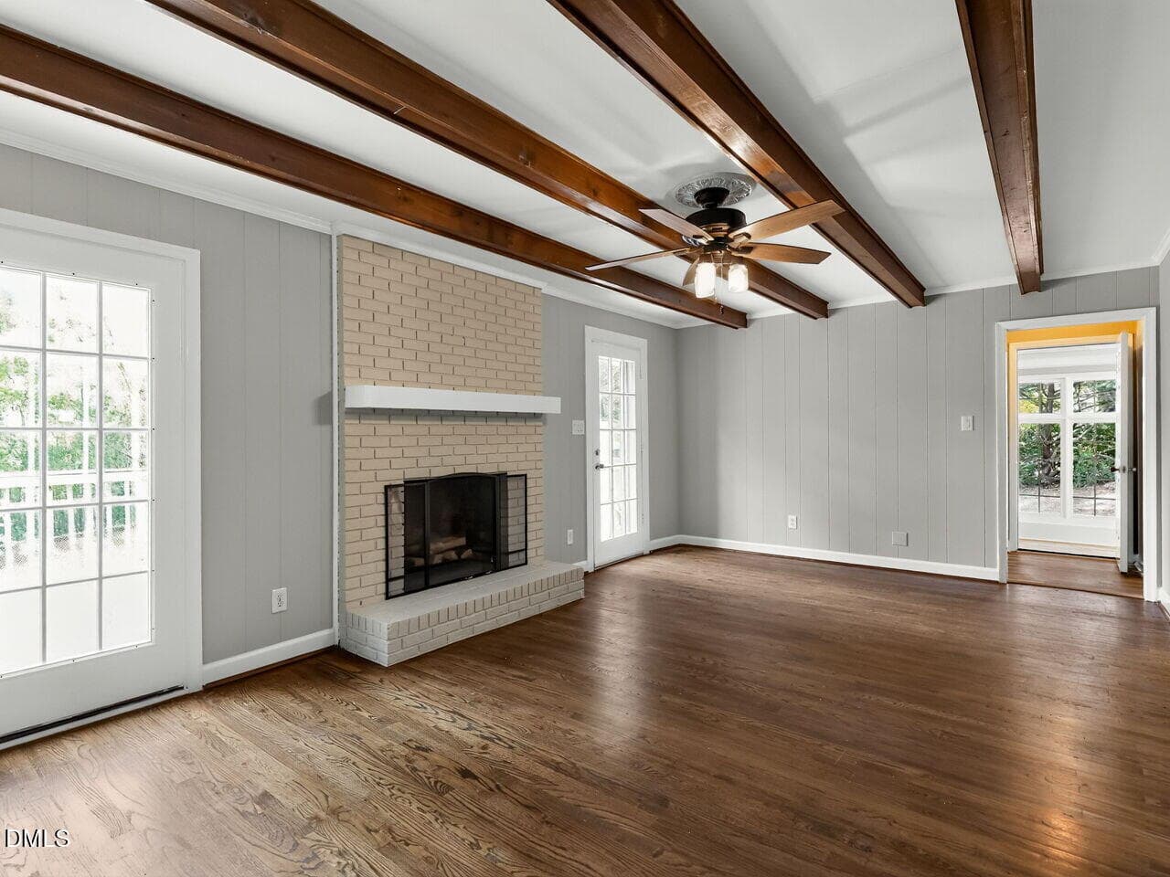 010-1280x960-family-room-with-fireplace - 102 Greenwood Circle, Smithfield, NC 27577