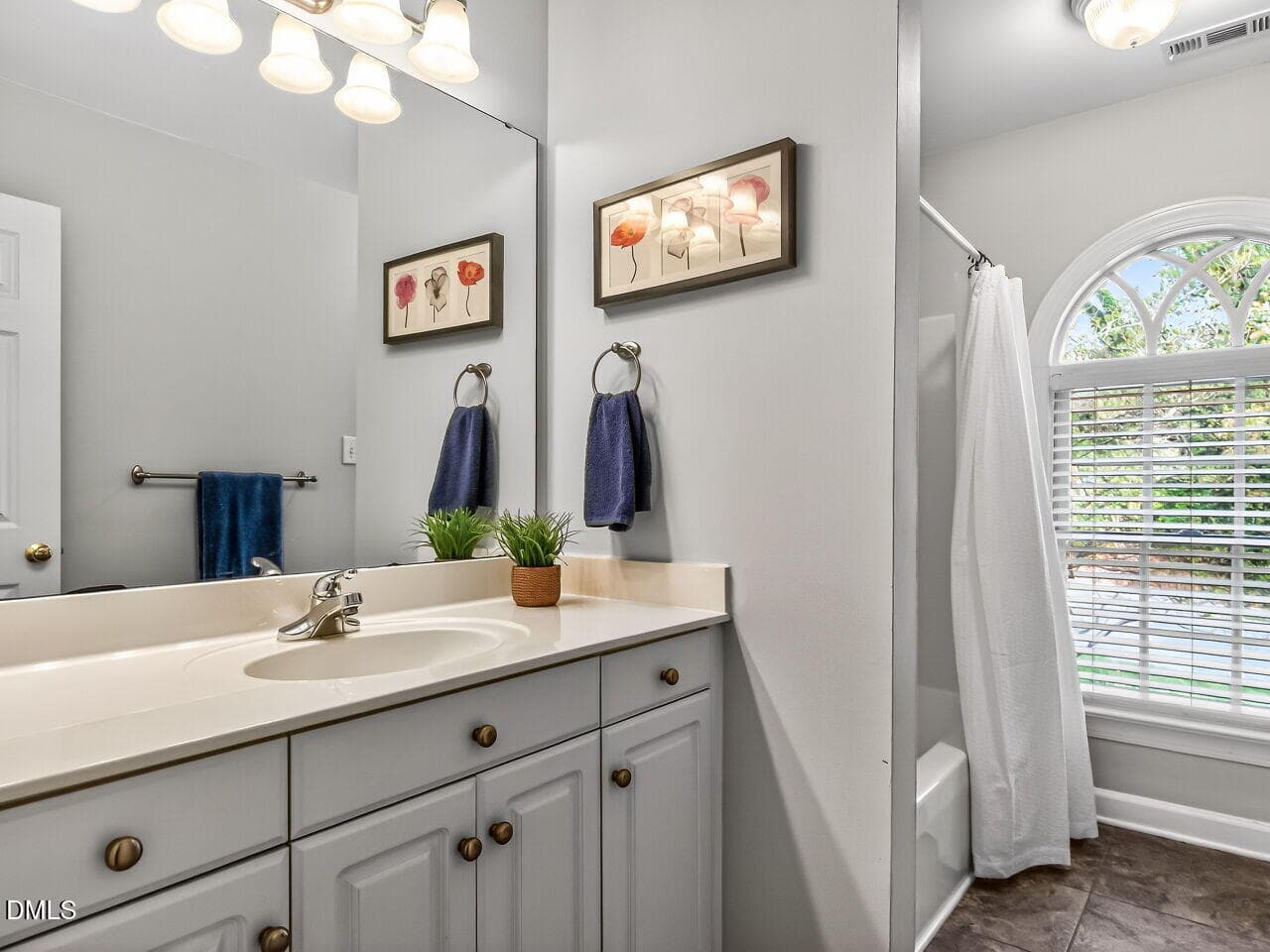 Hall bathroom - 3100 Anderson Drive, Raleigh, NC 27609, Raleigh