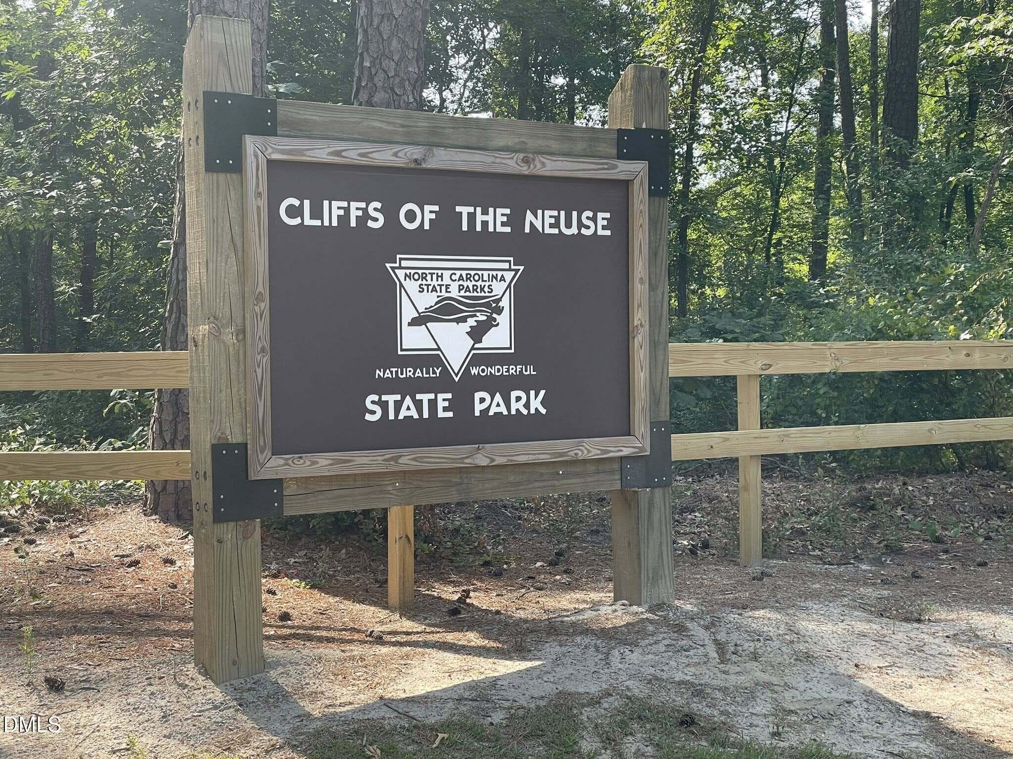 Cliffs of the Neuse - 200 Jackson Rdg Way, Pikeville, NC 27863