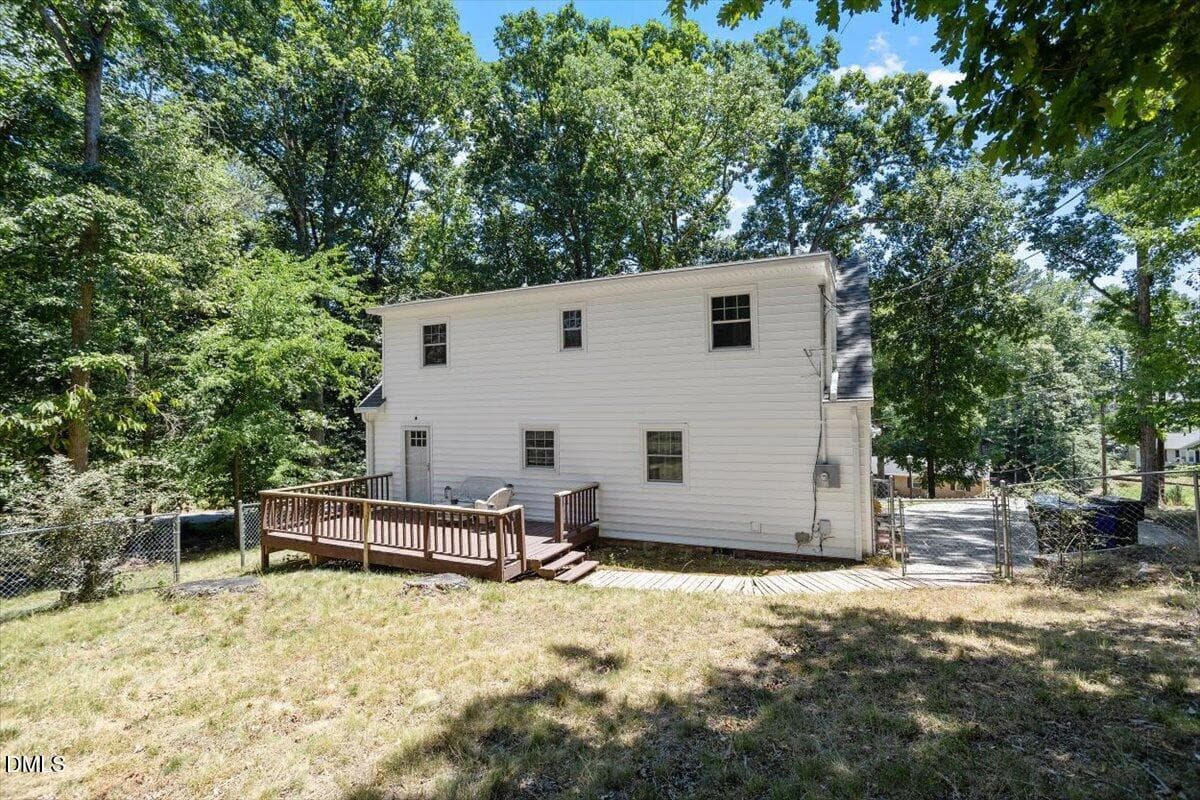 06-3024 Rosewood Cir [3148073]_06 - 3024 Rosewood Circle, Durham, NC 27705, Durham