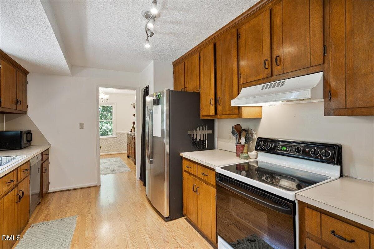24-3024 Rosewood Cir [3148073]_24 - 3024 Rosewood Circle, Durham, NC 27705, Durham