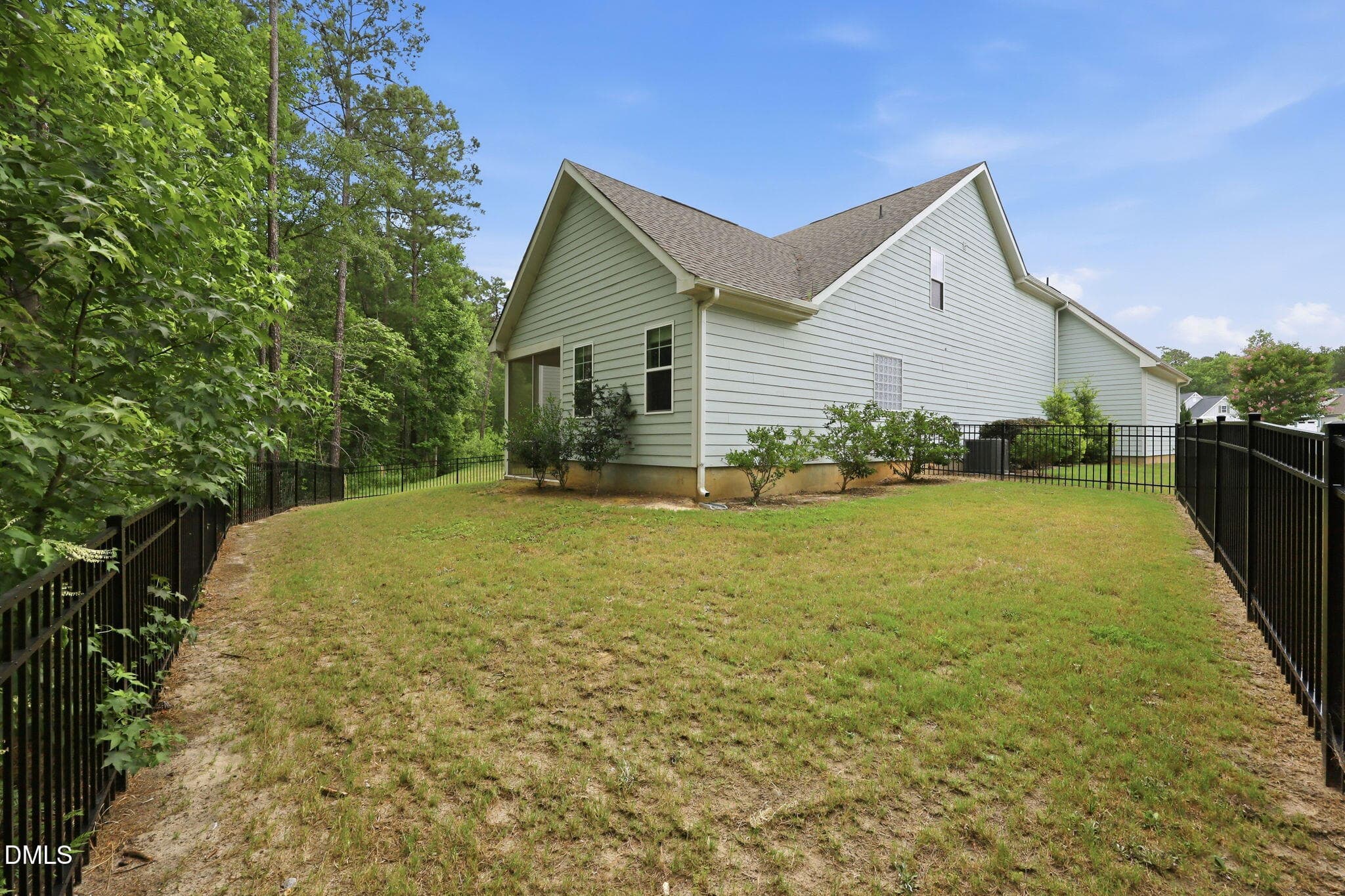 16-web-or-mls-IMG_0240 - 116 Spruce Hollow Circle, Spring Lake, NC 28390