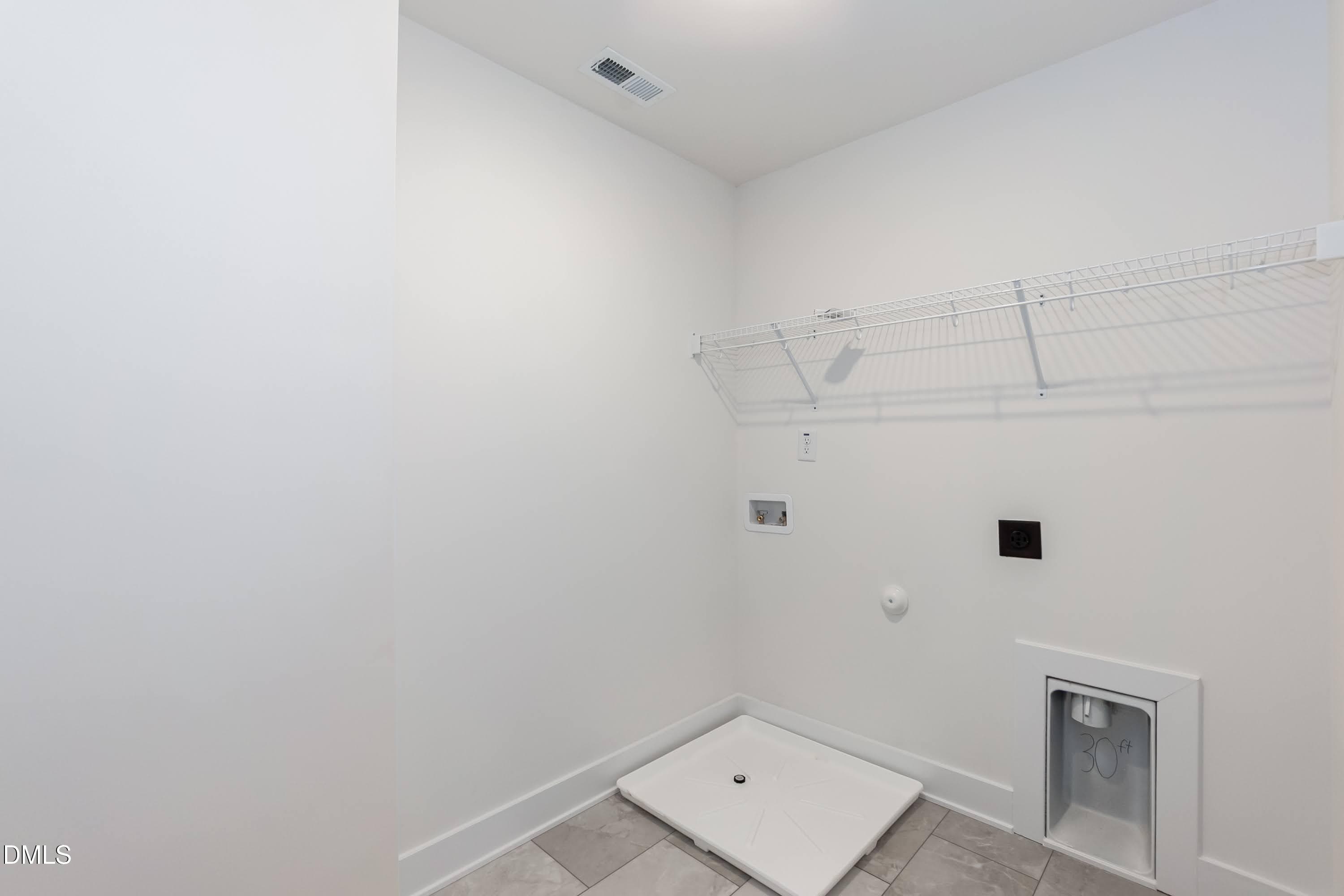 Laundry 01 - 202 Jackson Rdg Way, Pikeville, NC 27863