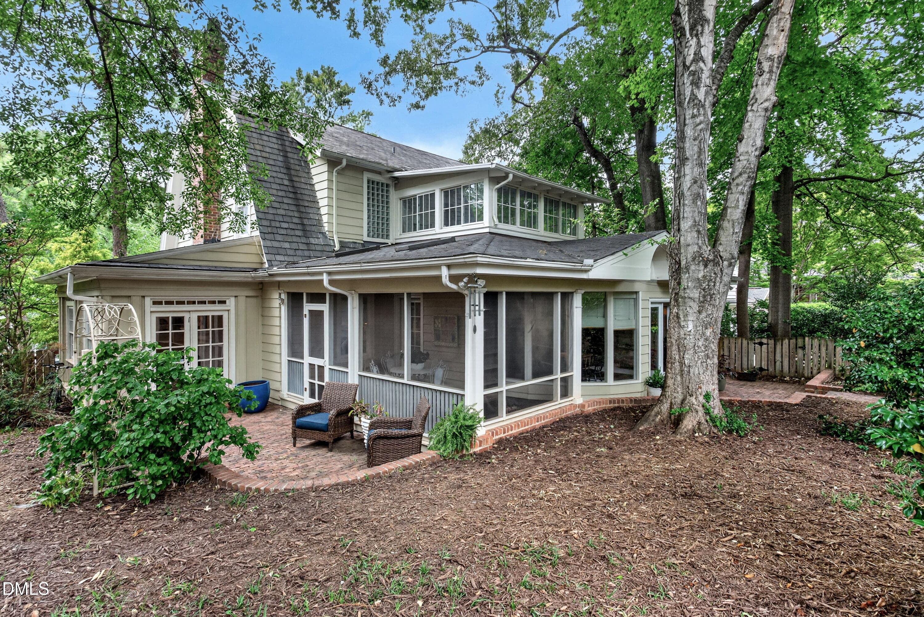 virtual-tour-158496-photo-17816420120082 - 306 Hillcrest Road, Raleigh, NC 27605, Raleigh