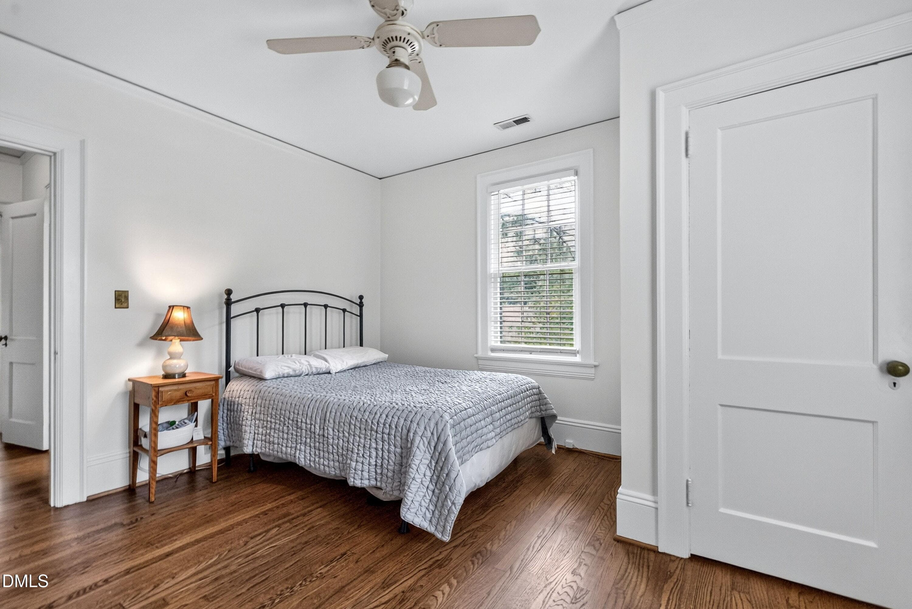virtual-tour-158496-photo-17816419900120 - 306 Hillcrest Road, Raleigh, NC 27605, Raleigh