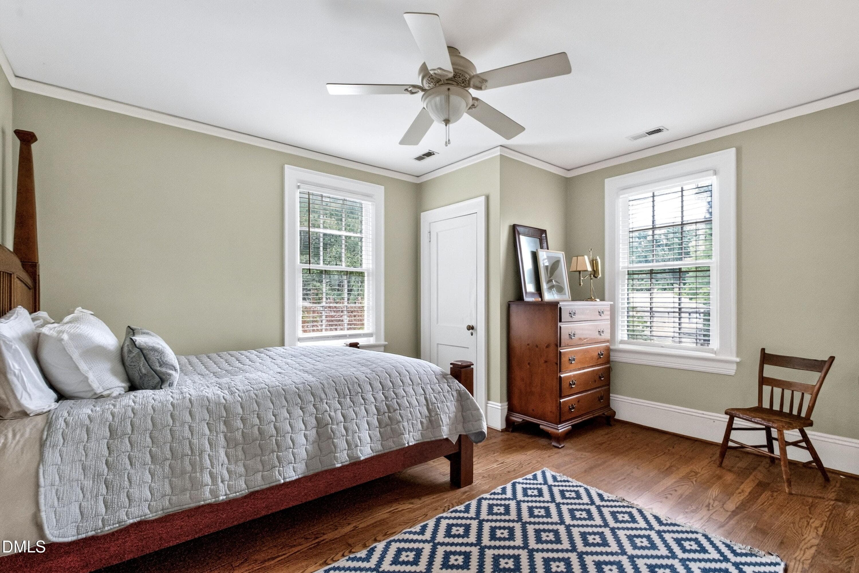 virtual-tour-158496-photo-17816419846619 - 306 Hillcrest Road, Raleigh, NC 27605, Raleigh