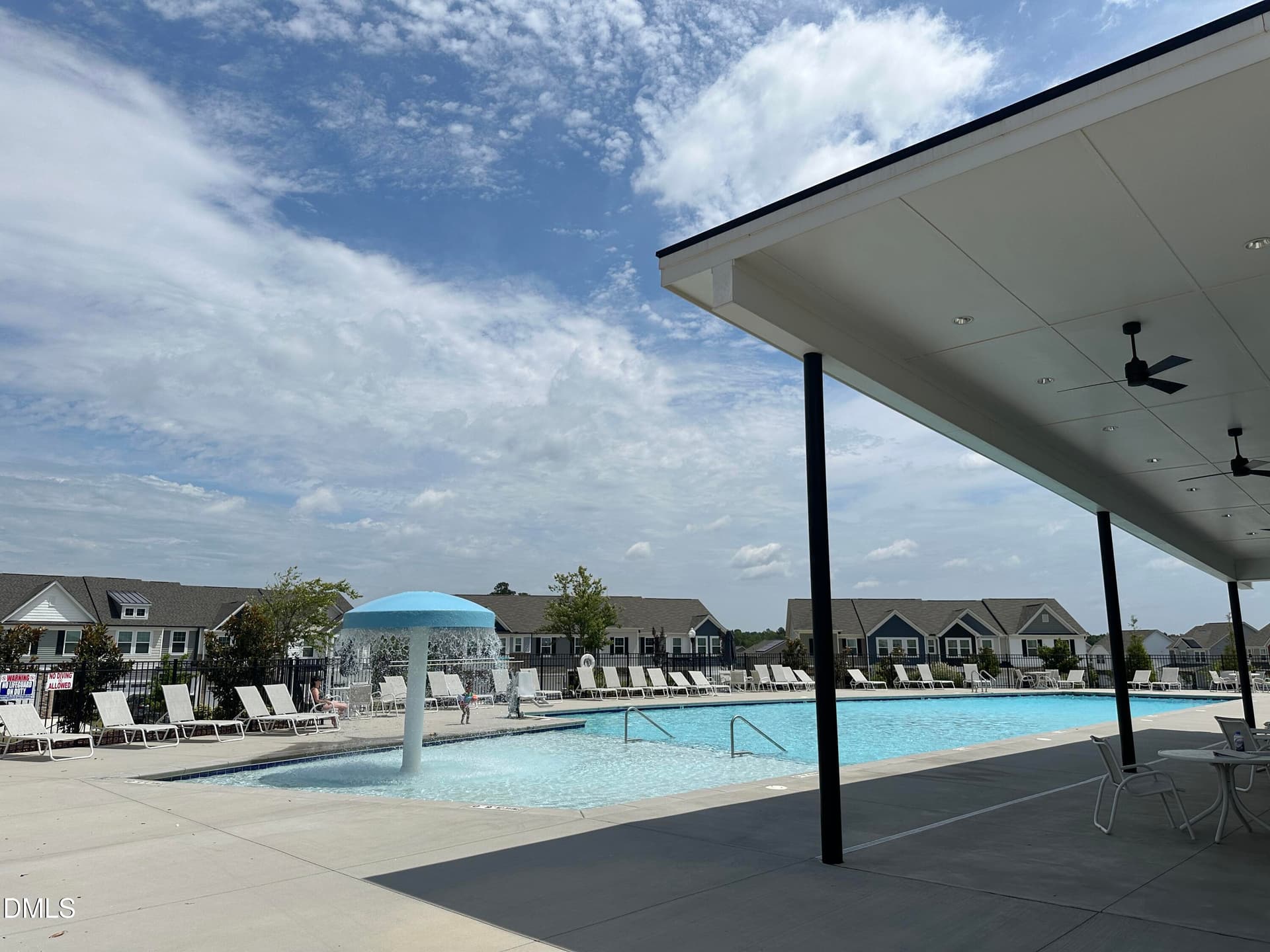 Comunity Pool KeyToLifestyle.com - 1028 Channel Drop Lp, Zebulon, NC 27597