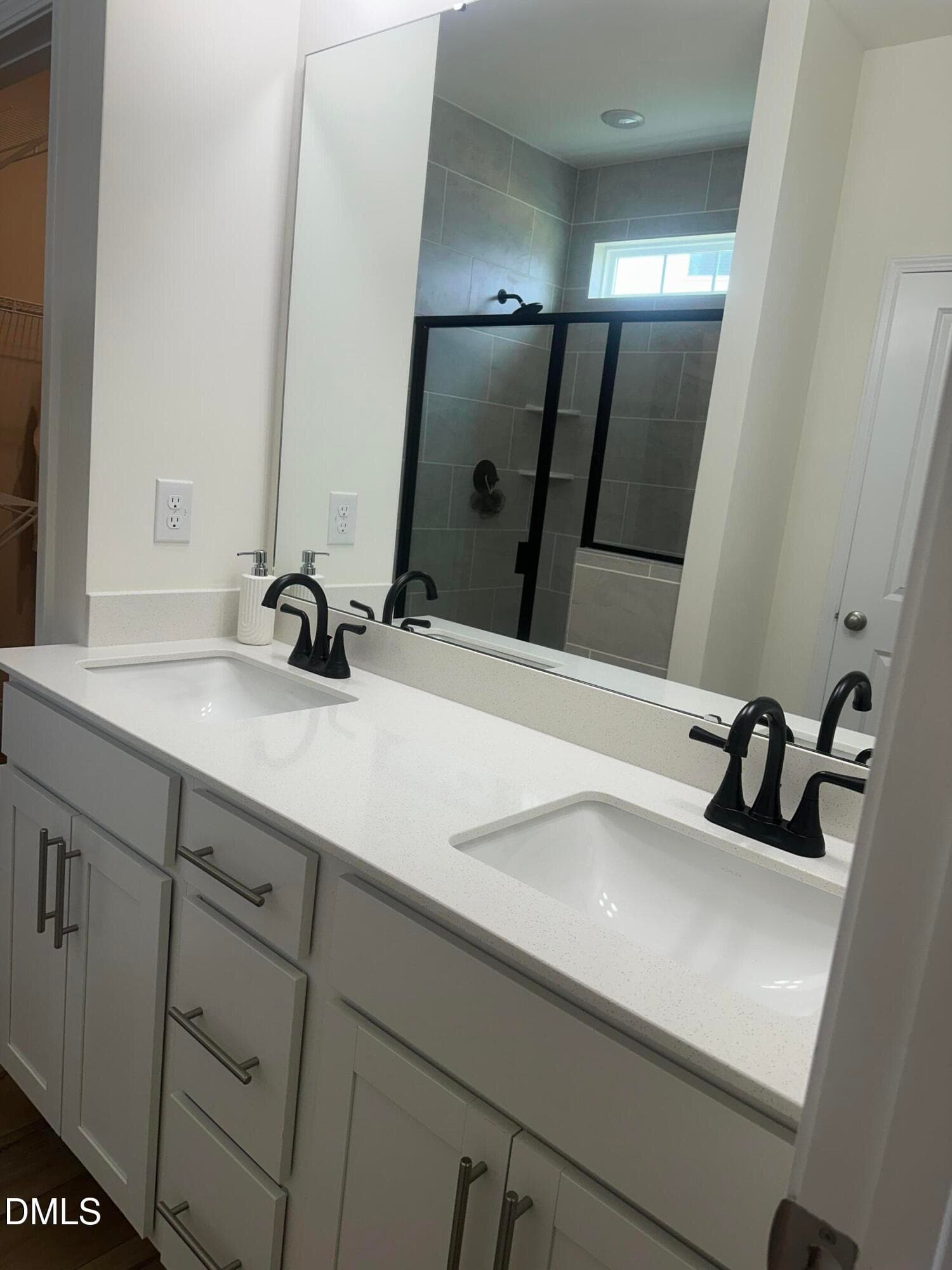 Double Vanity 2 KeyToLifestyle.com - 1028 Channel Drop Lp, Zebulon, NC 27597