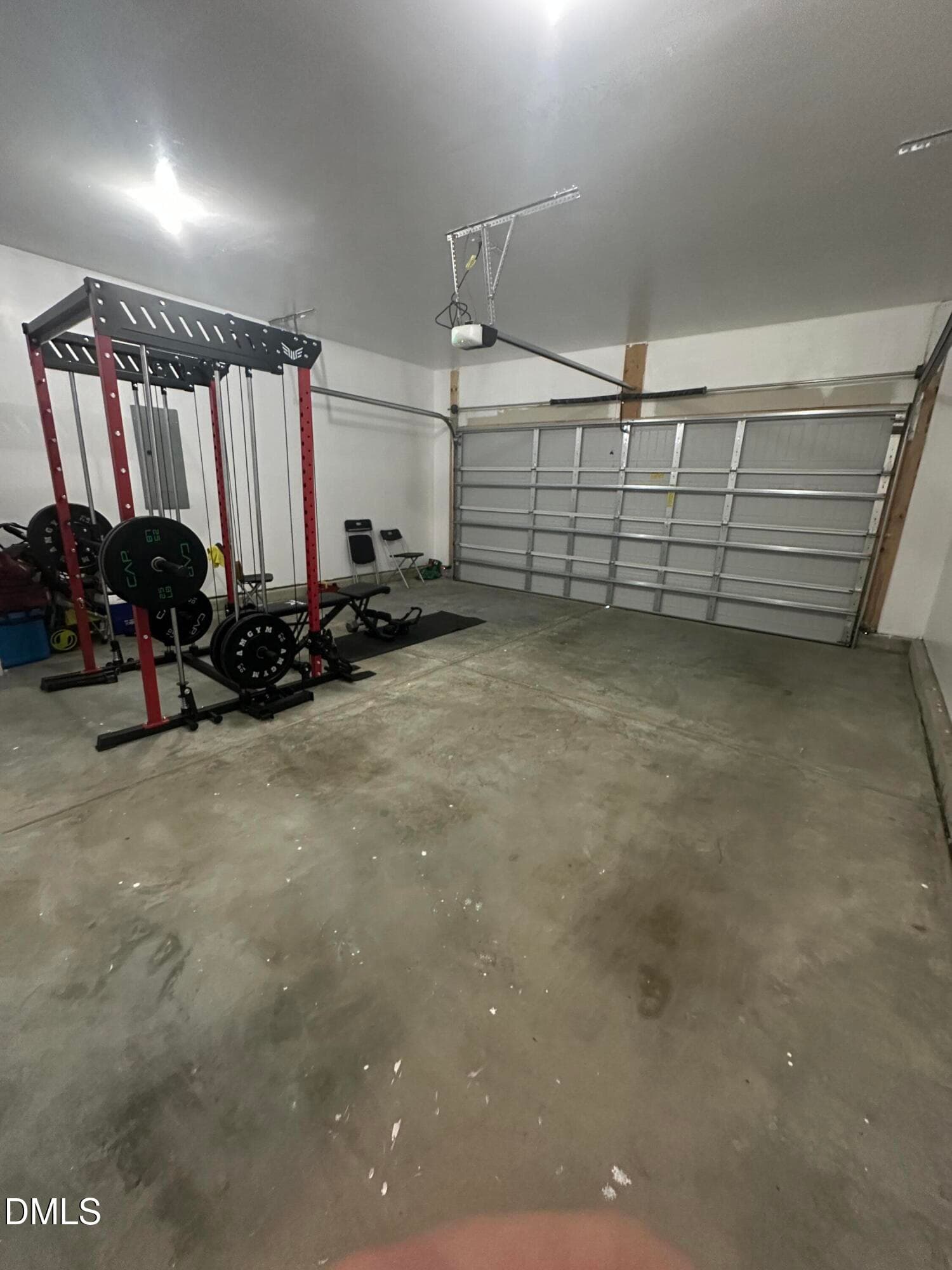 Garage Jim KeyToLifestyle.com - 1028 Channel Drop Lp, Zebulon, NC 27597
