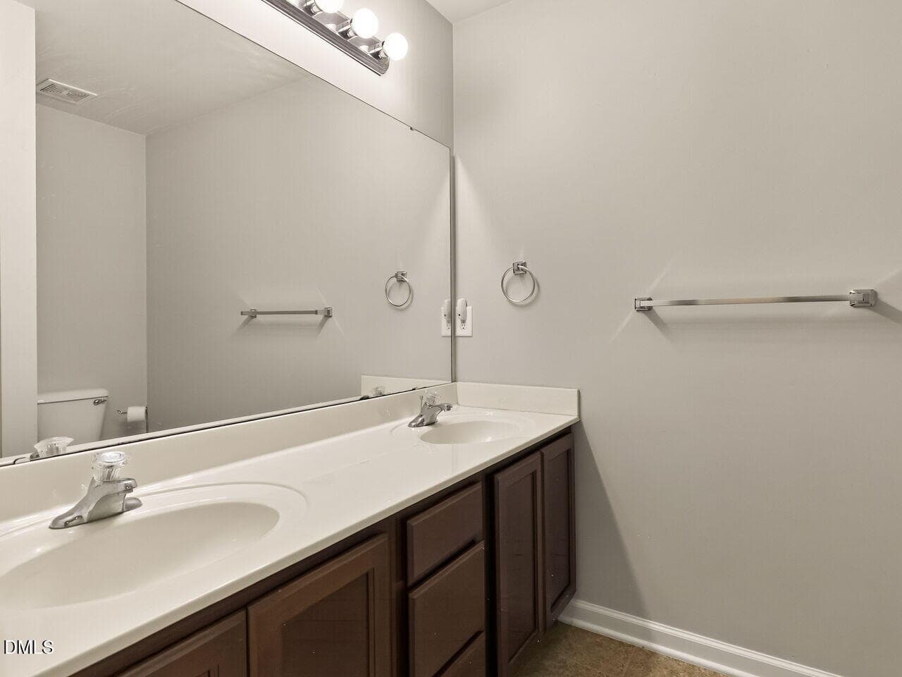 023-1280x960-main-bedroom-bath - 228 Michigan Avenue, Cary, NC 27519, Cary