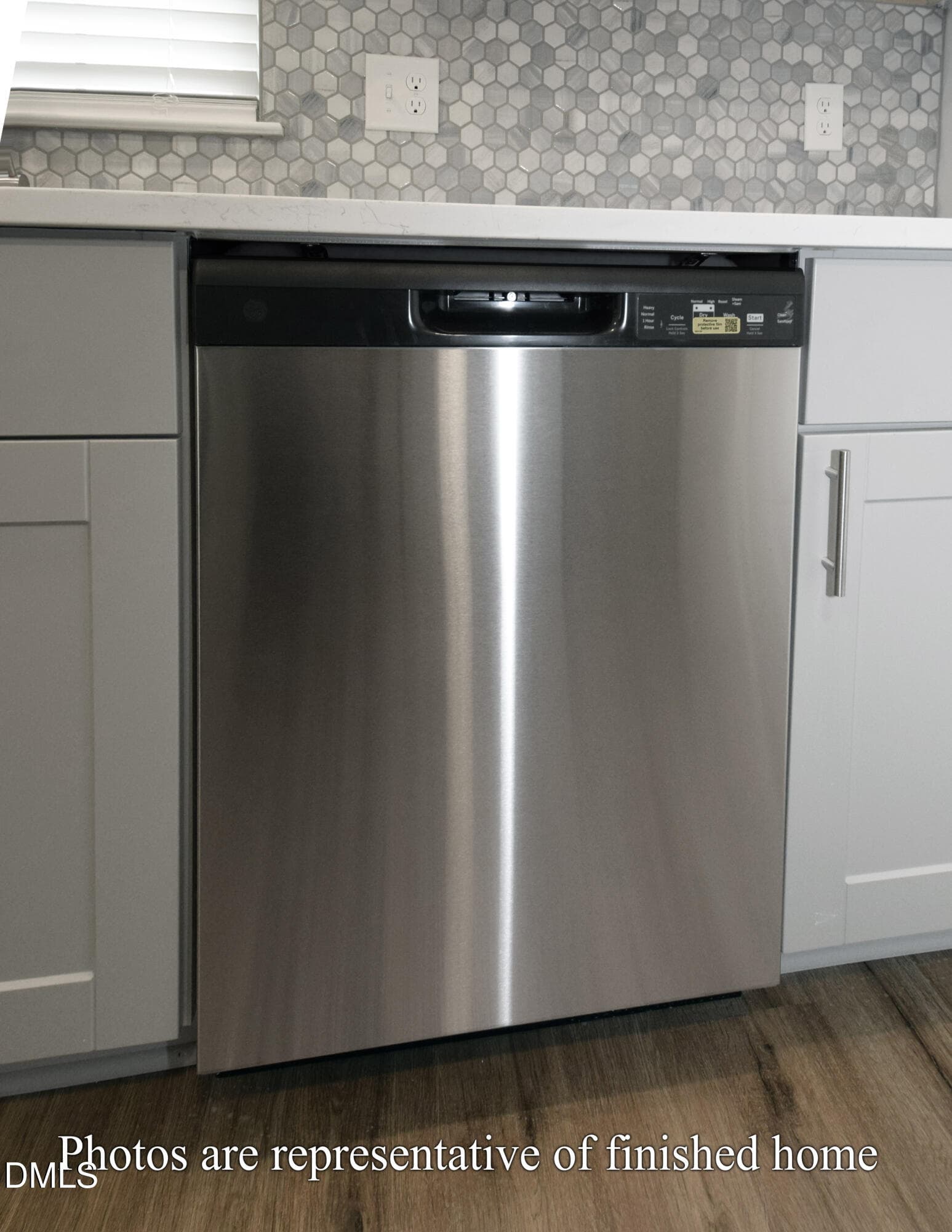 Kitchen Dishwasher - 3435 Littlefield Way, Greensboro, NC 27405
