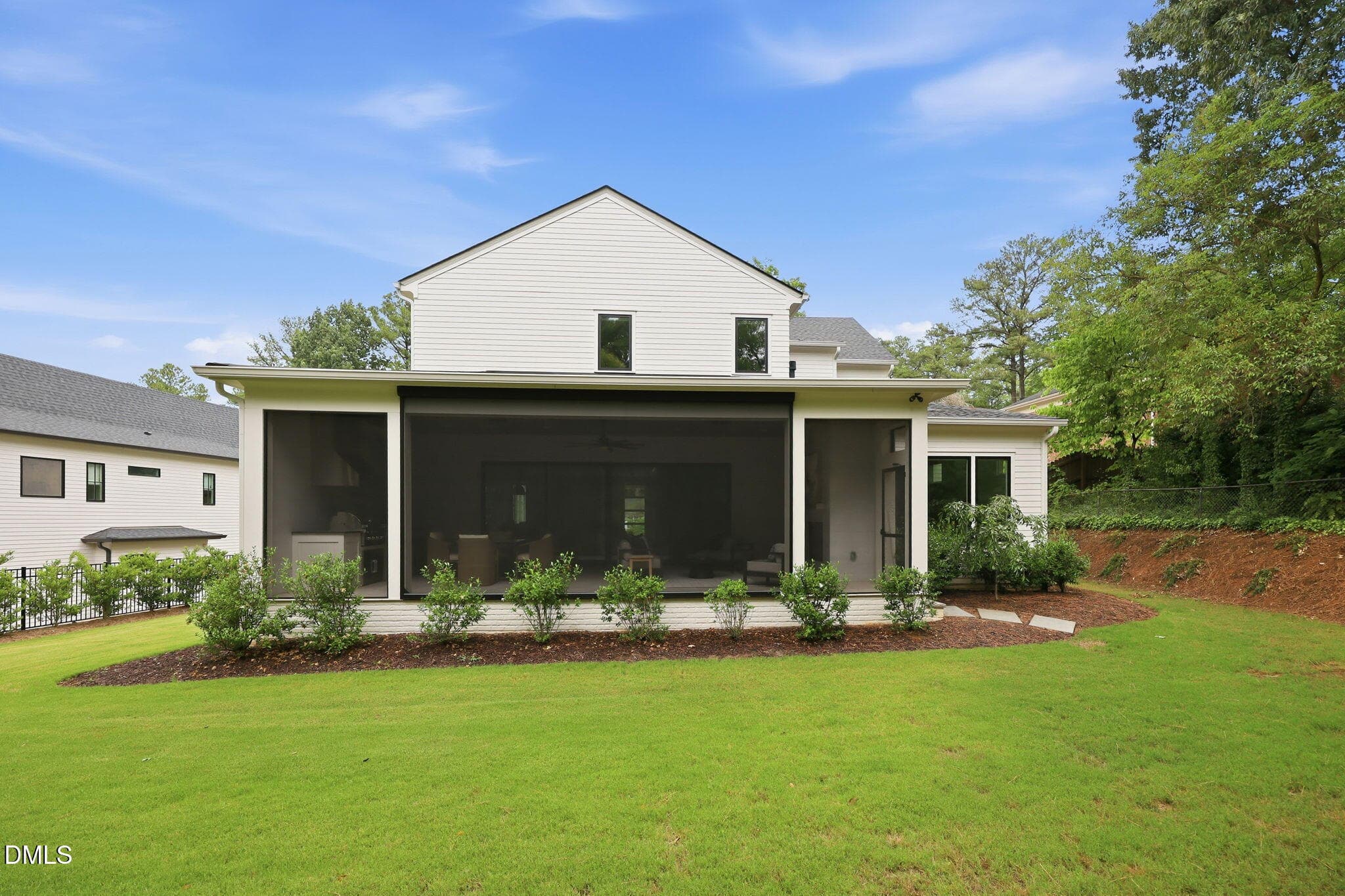 62-web-or-mls-IMG_1129 - 1201 Glendale Drive, Raleigh, NC 27612, Raleigh