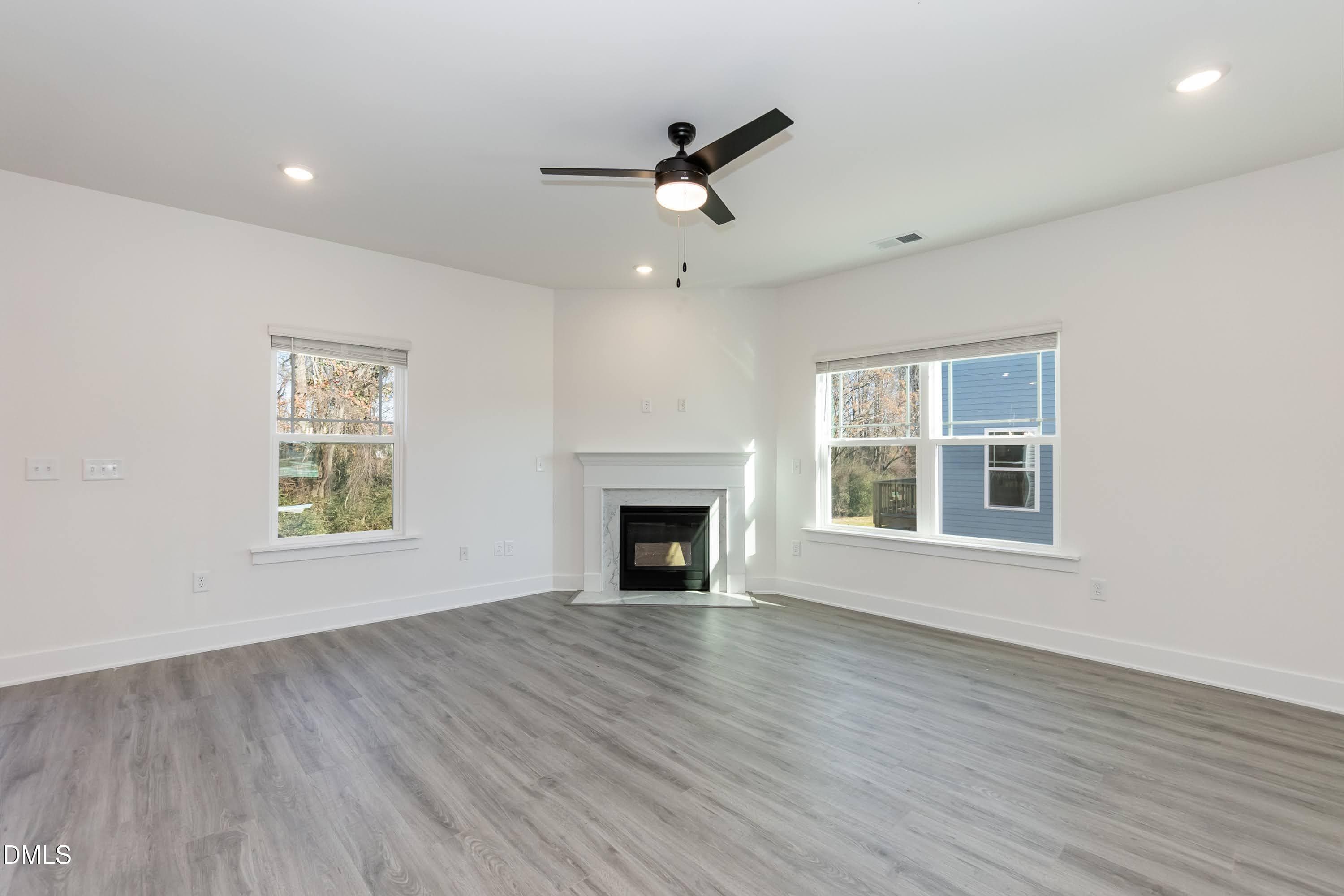 Living 03 - 204 Jackson Rdg Way, Pikeville, NC 27863