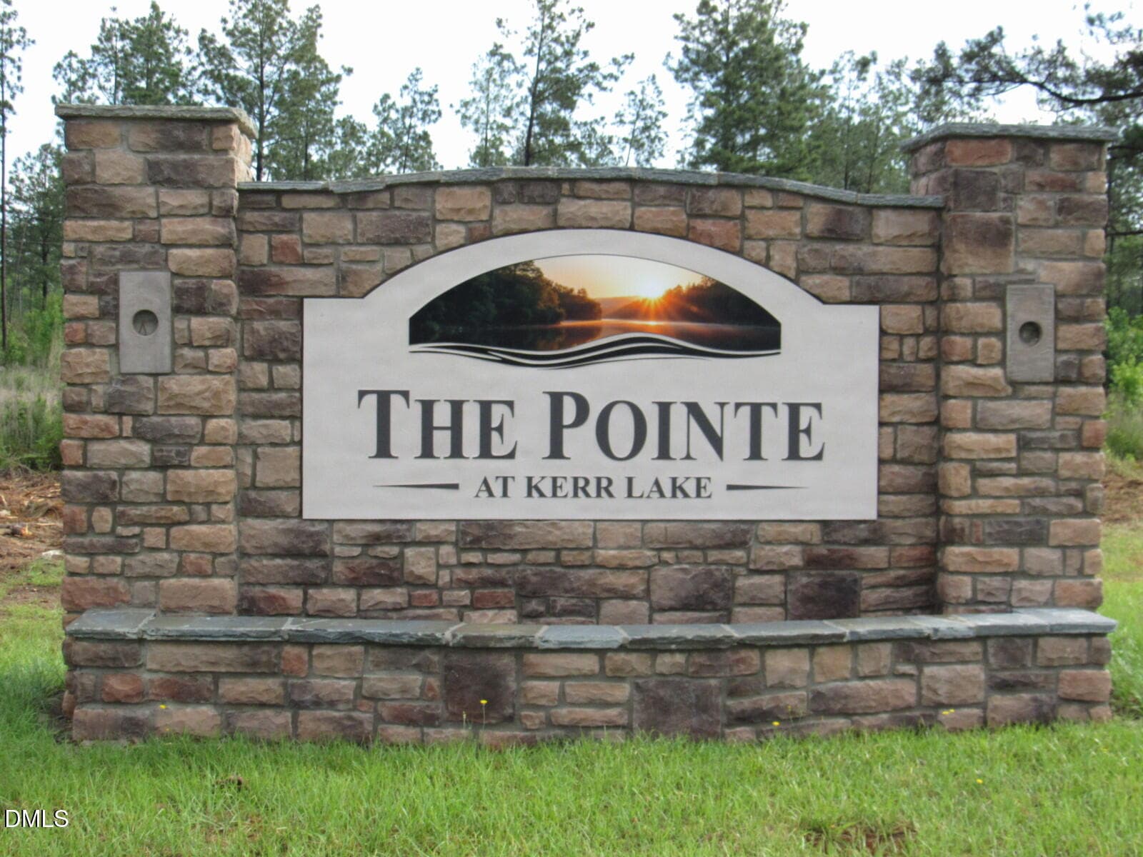 Entrance sign - 103 Shoreline Drive, Manson, NC 27553