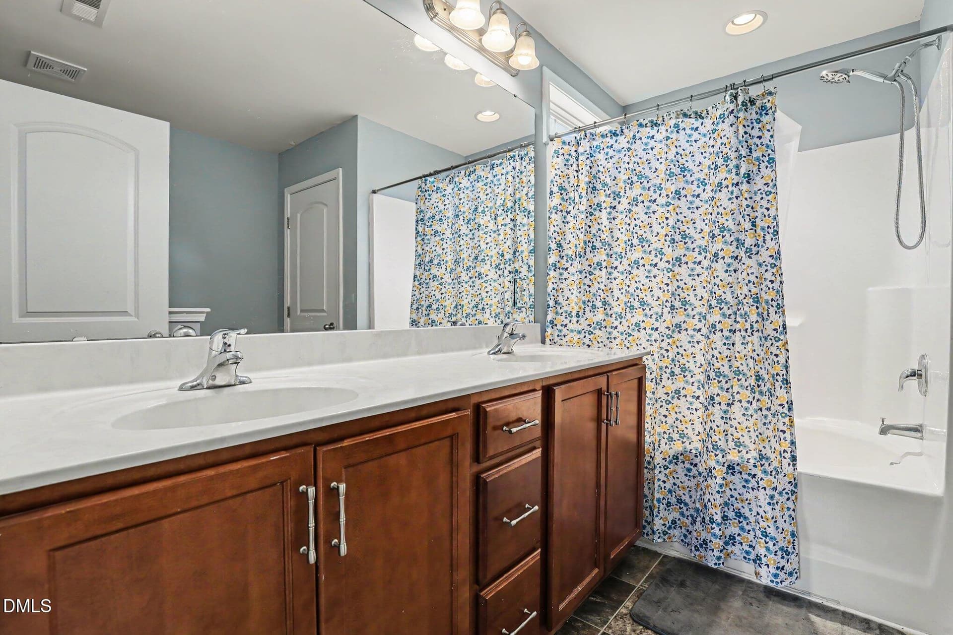 010_file_1486 - 721 Tannerwell Avenue, Wake Forest, NC 27587