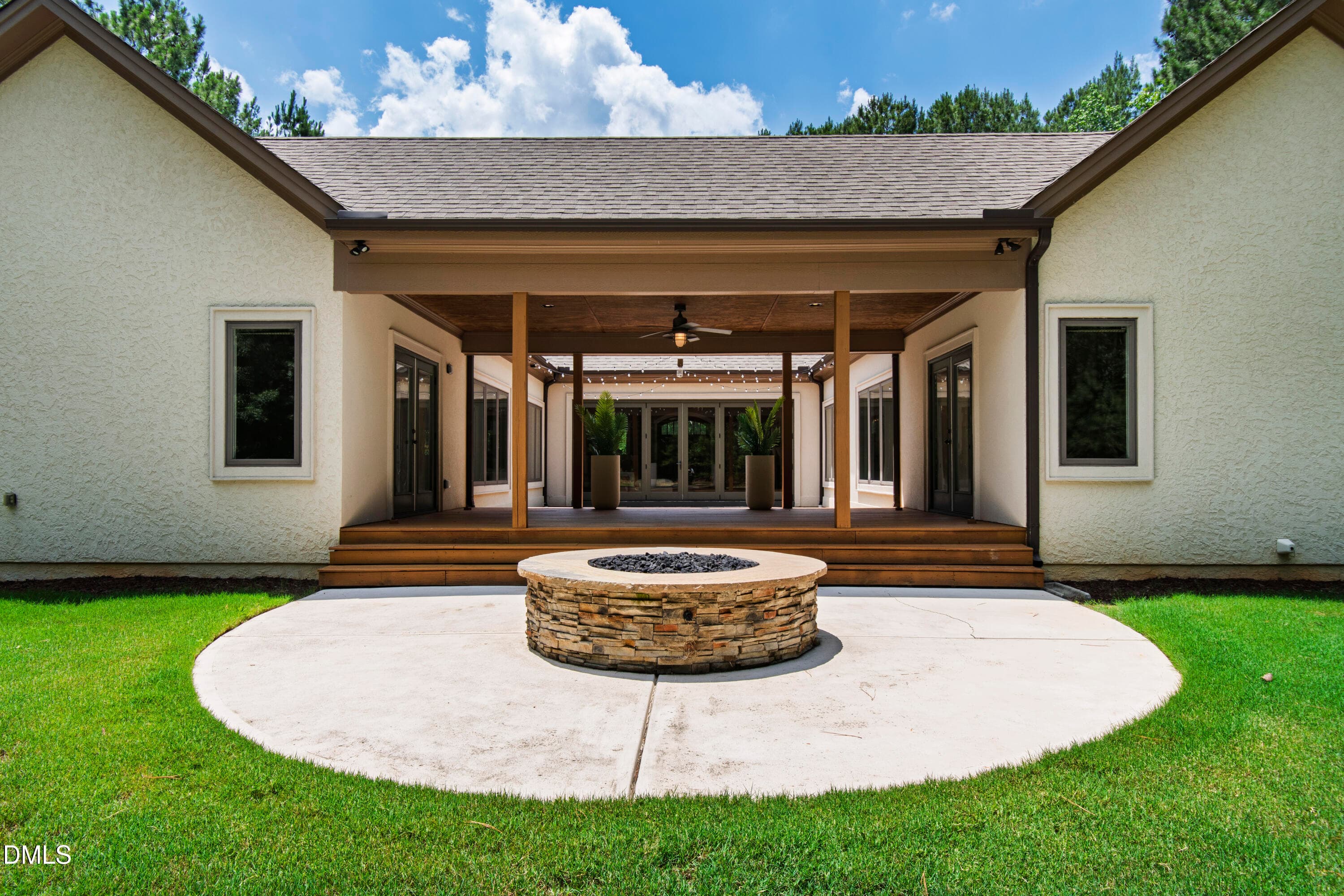 Fire Pit - 309 Weston Lane, Chapel Hill, NC 27516, Chapel Hill