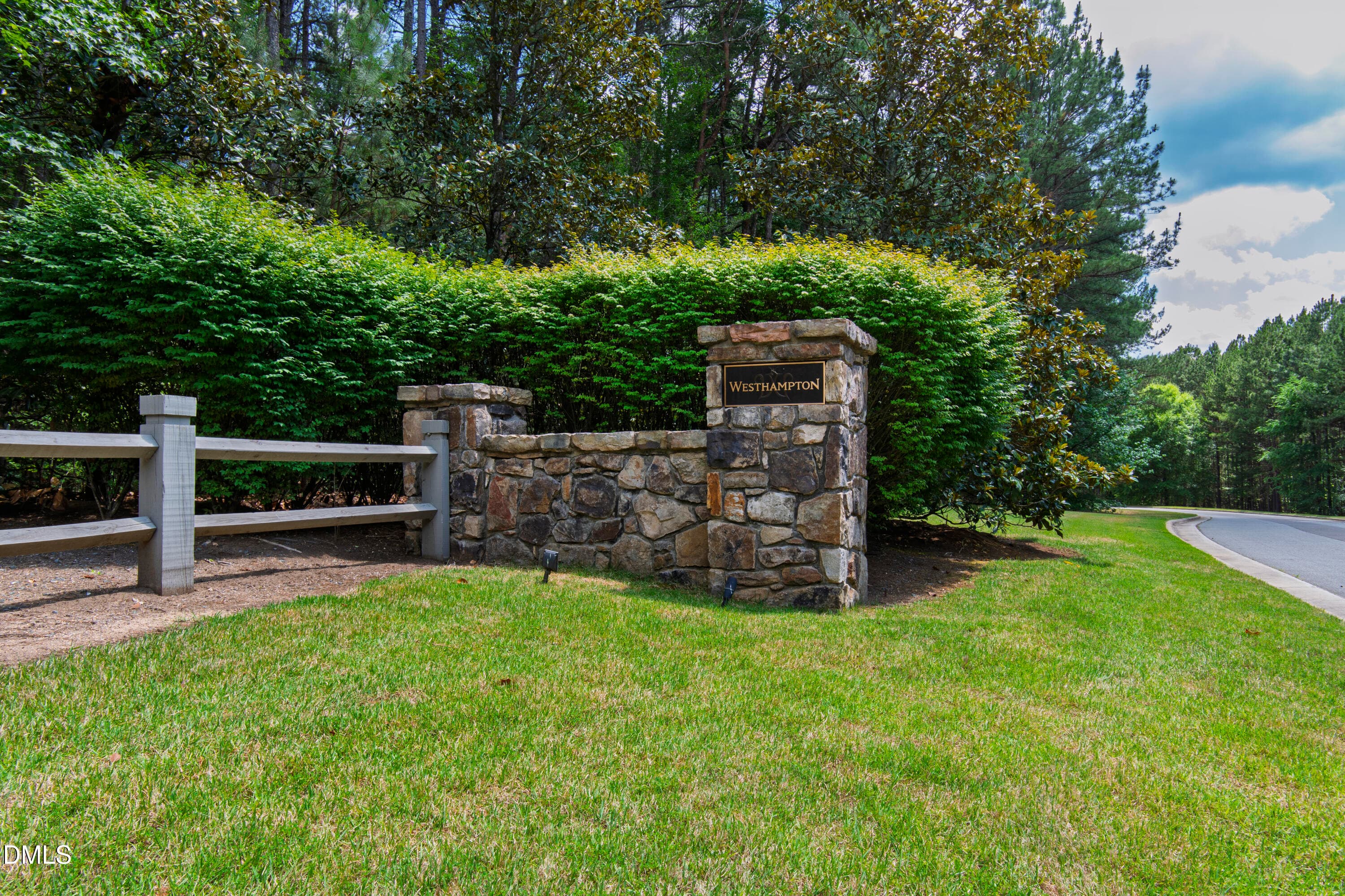Westhampton Entrance - 309 Weston Lane, Chapel Hill, NC 27516, Chapel Hill