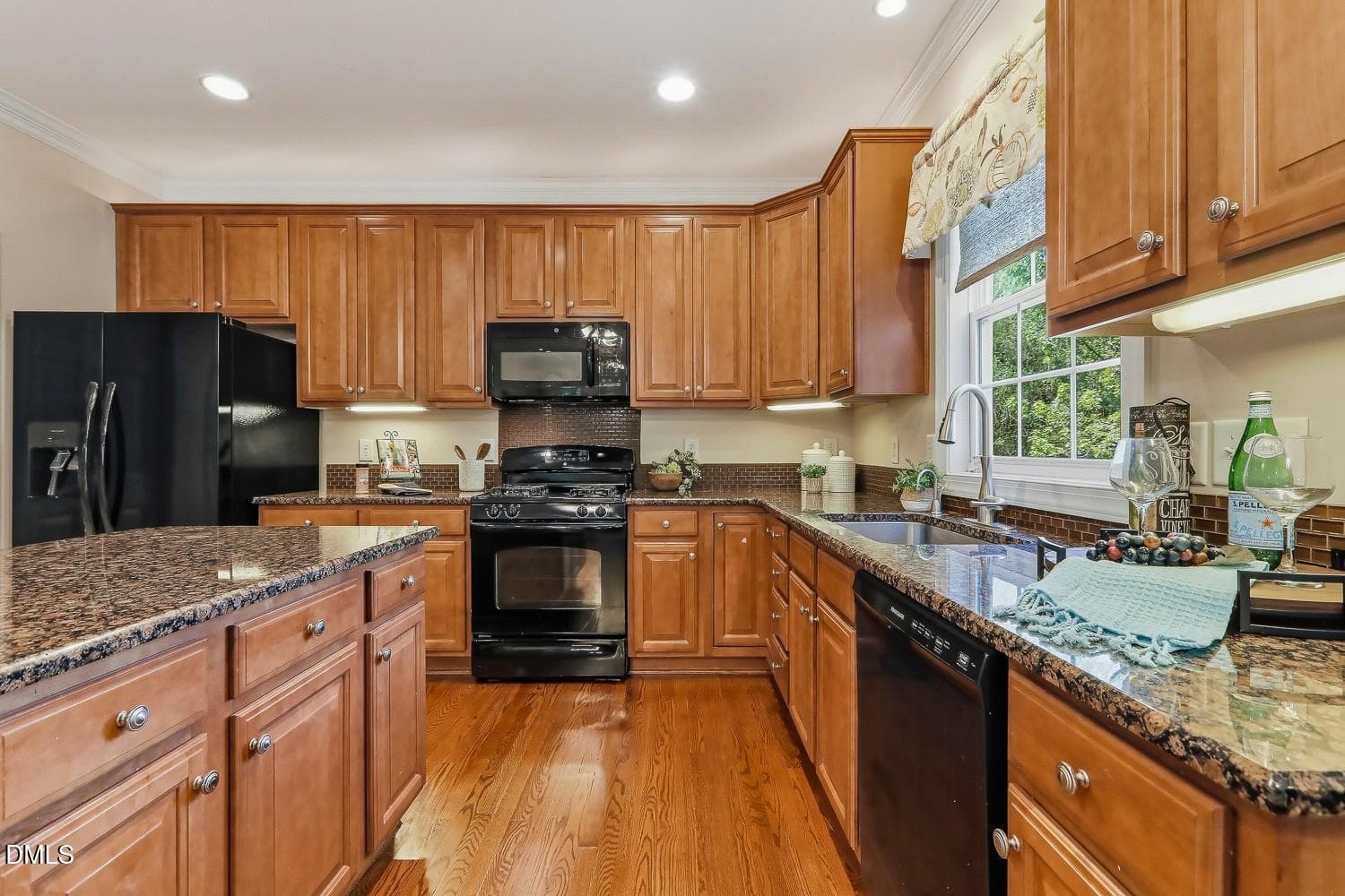 027-032-Kitchen-1500x1000 - 1613 Bellenden Drive, Durham, NC 27713, Durham