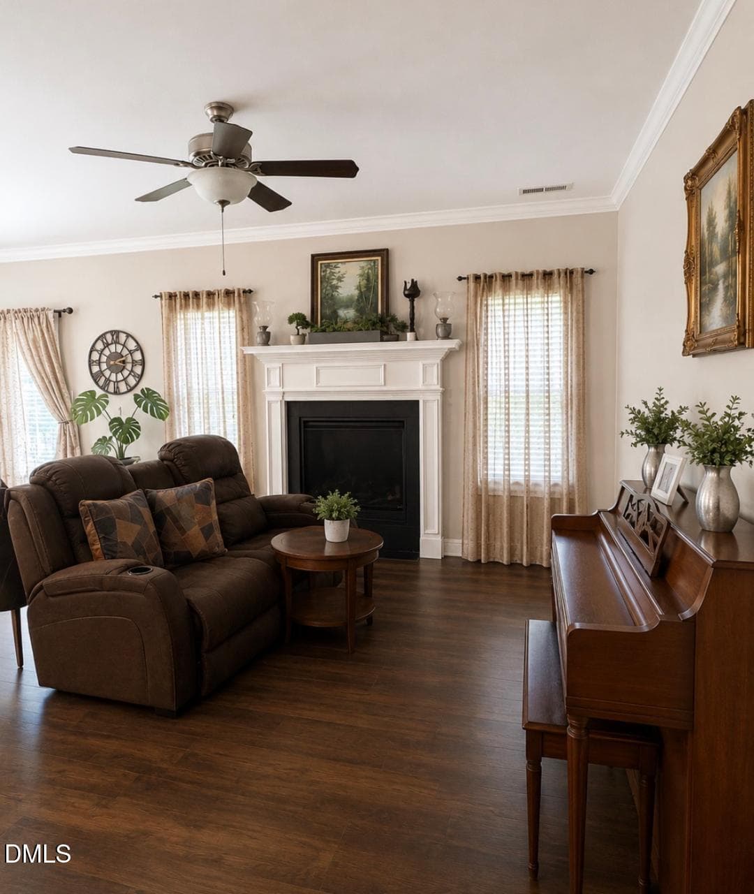 livingroom 3 - 8044 Crookneck Drive, Angier, NC 27501