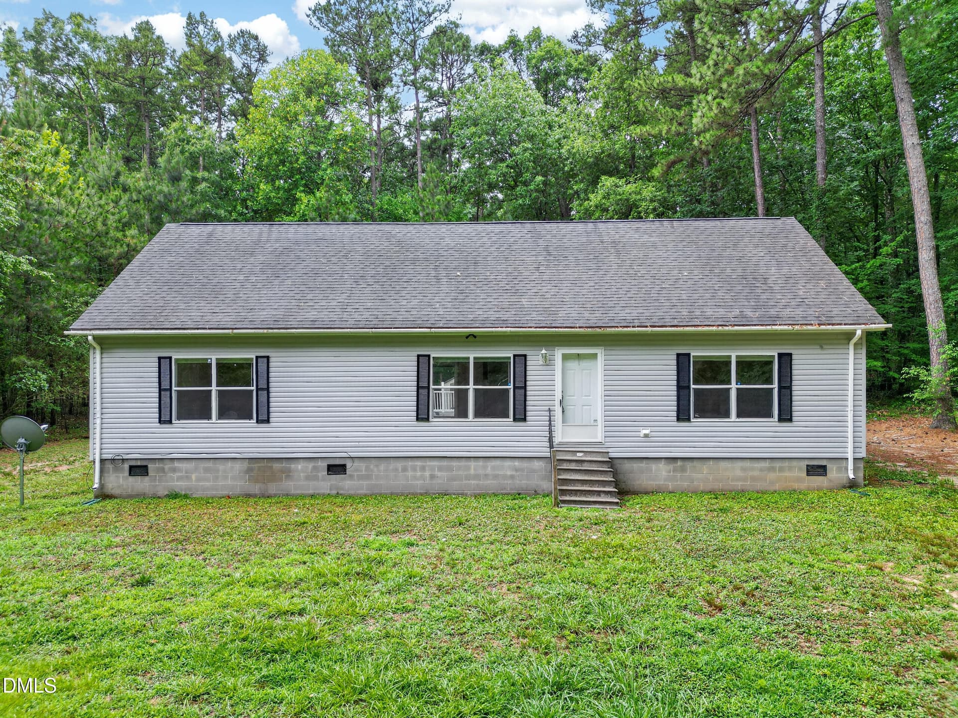 126 Hunter Road, Henderson, NC 27537
