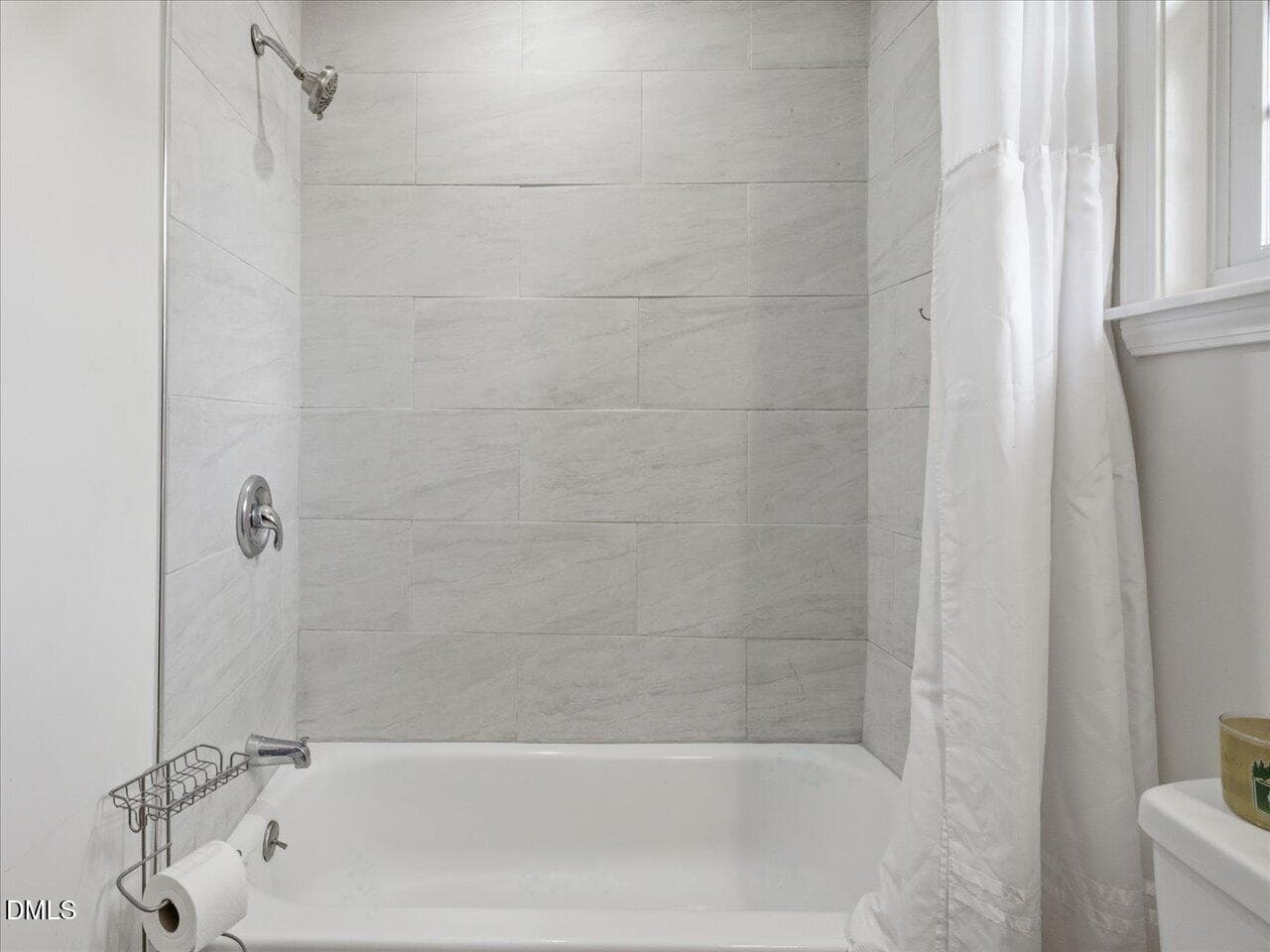 25-Hall Bath - 1107 Park Avenue, Durham, NC 27701, Durham