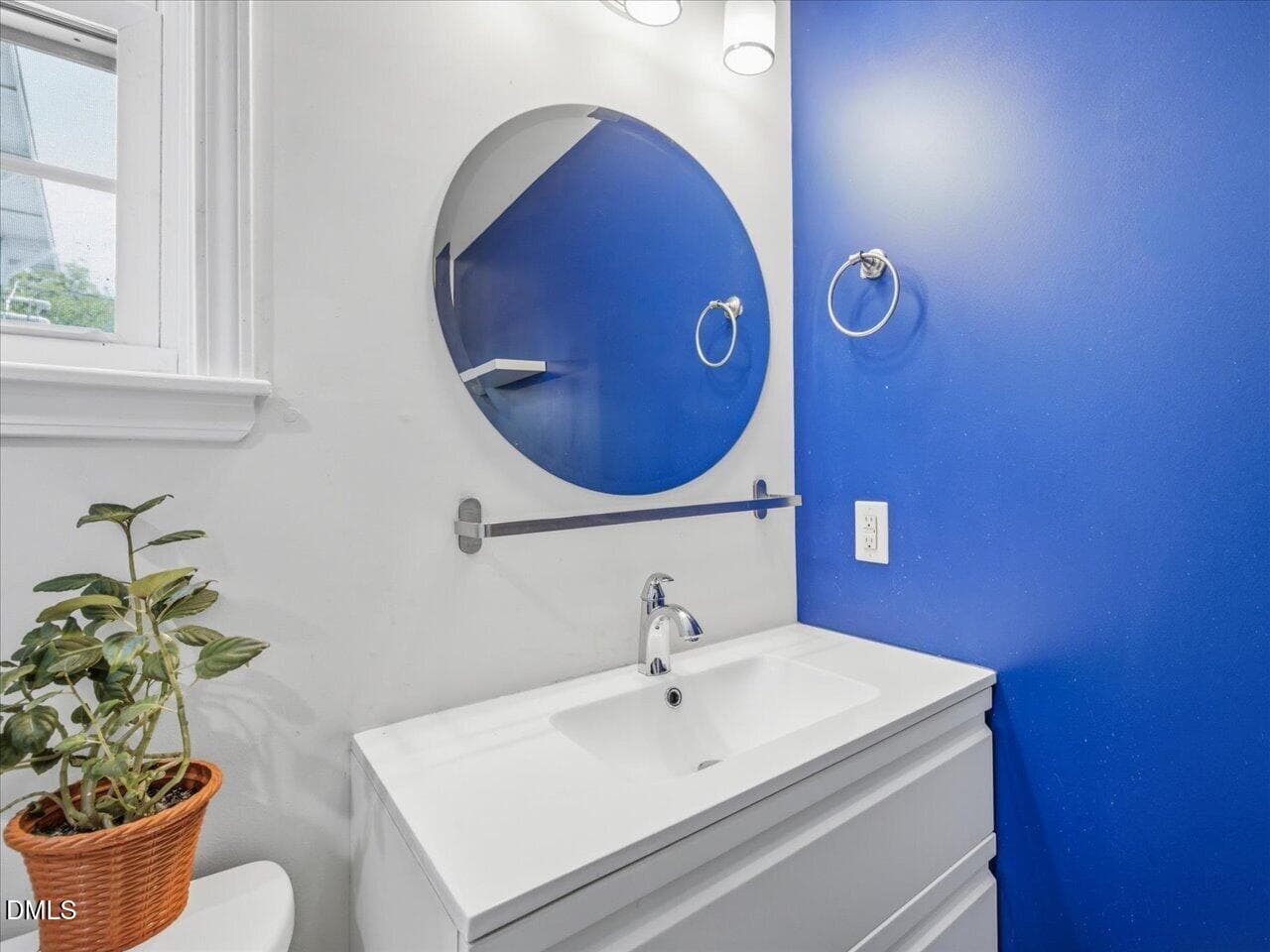 26-Hall Bath - 1107 Park Avenue, Durham, NC 27701, Durham