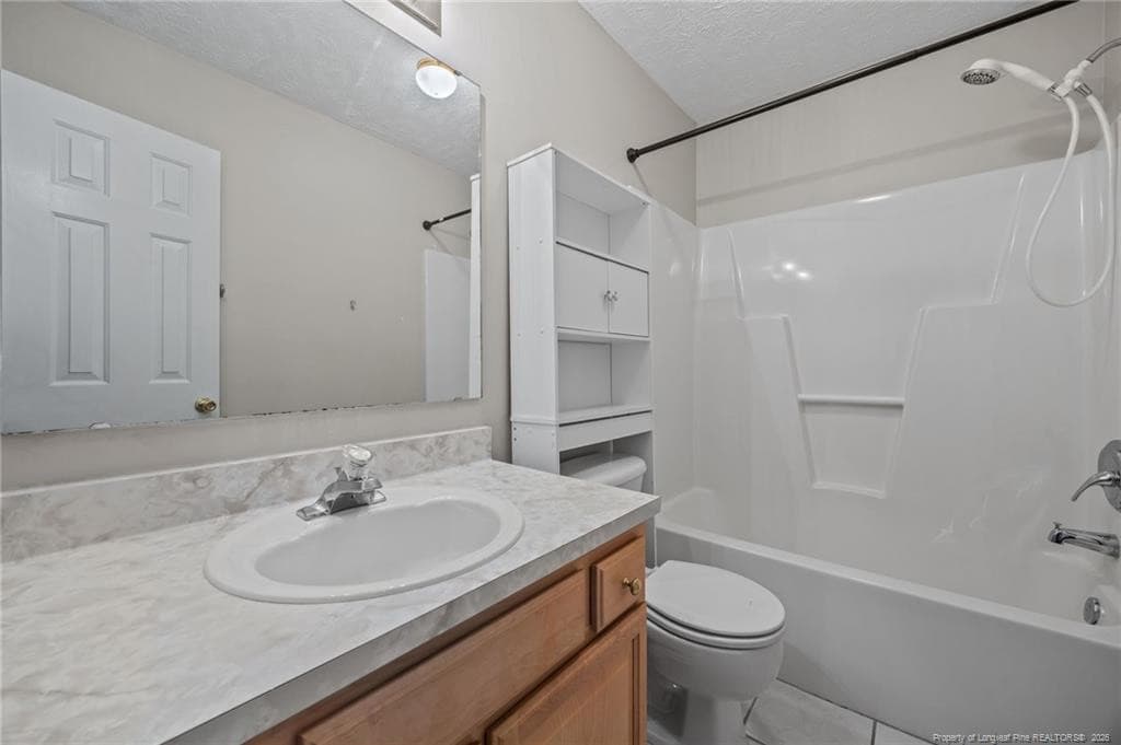 Hall Bathroom - 9641 Lukes Run Road, Linden, NC 28356