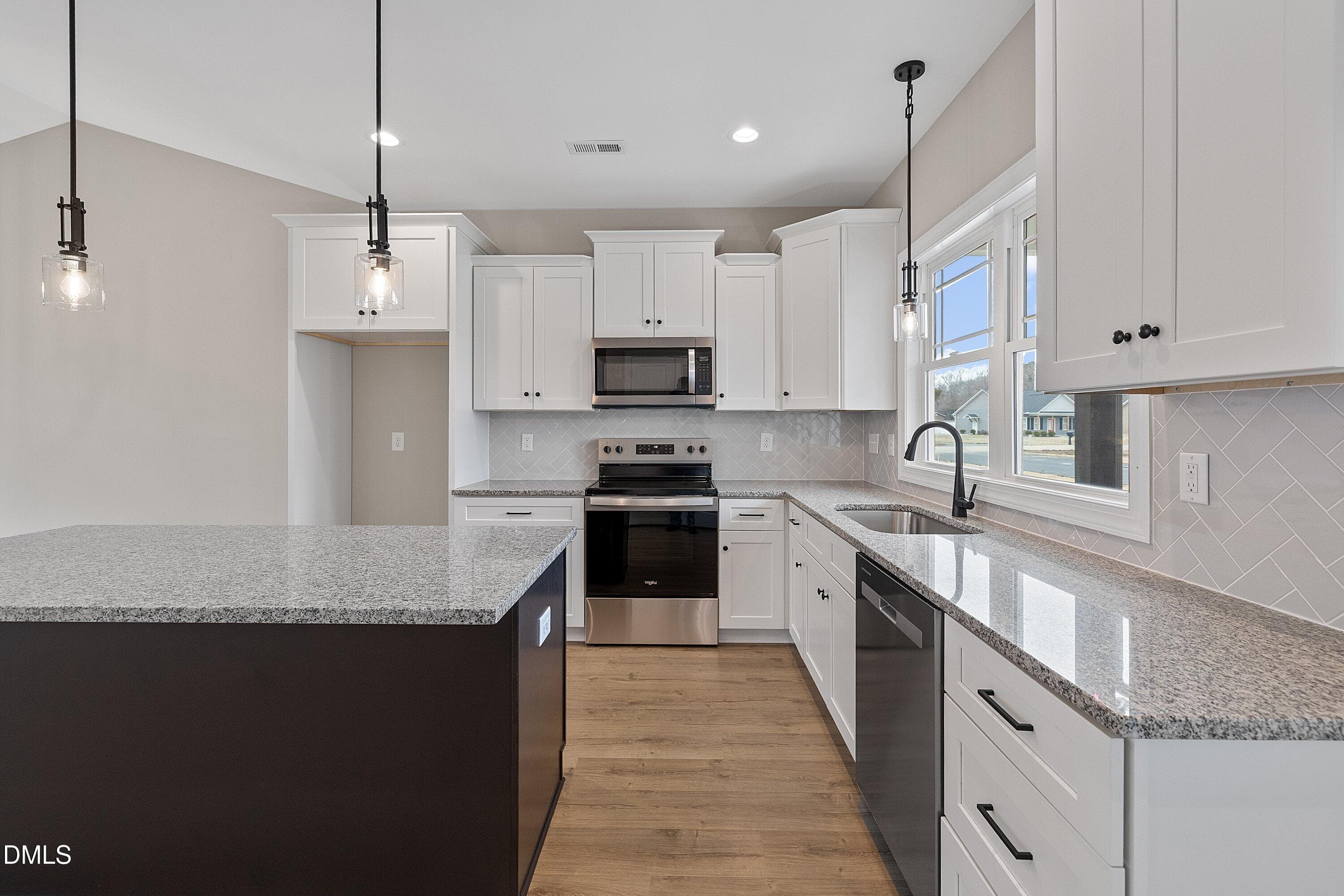 10-922 Micro _3833 - 928 Micro Road W, Selma, NC 27576