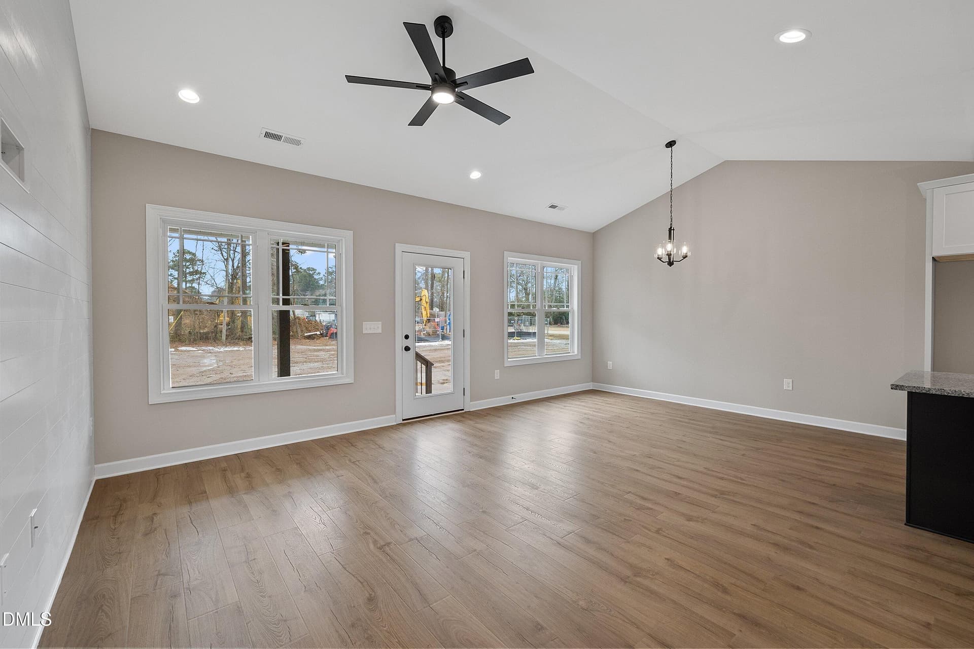 13-922 Micro _3848 - 928 Micro Road W, Selma, NC 27576