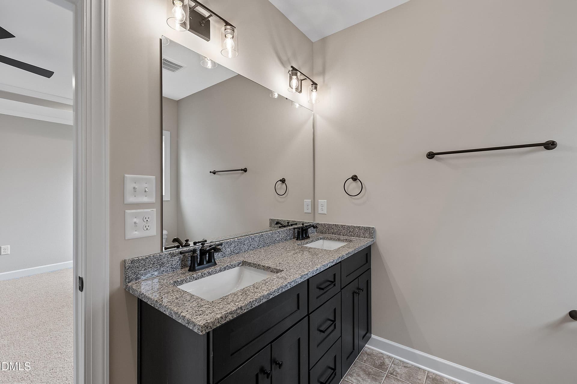 26-922 Micro _3913 - 928 Micro Road W, Selma, NC 27576