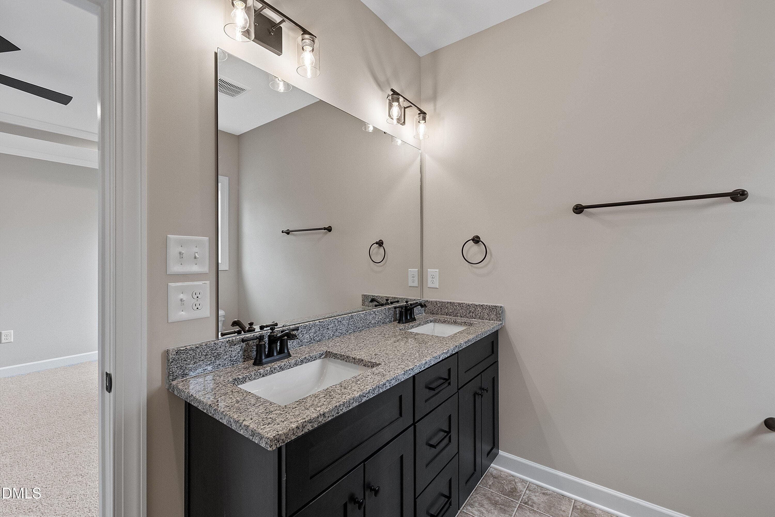 26-922 Micro _3913 - 928 Micro Road W, Selma, NC 27576