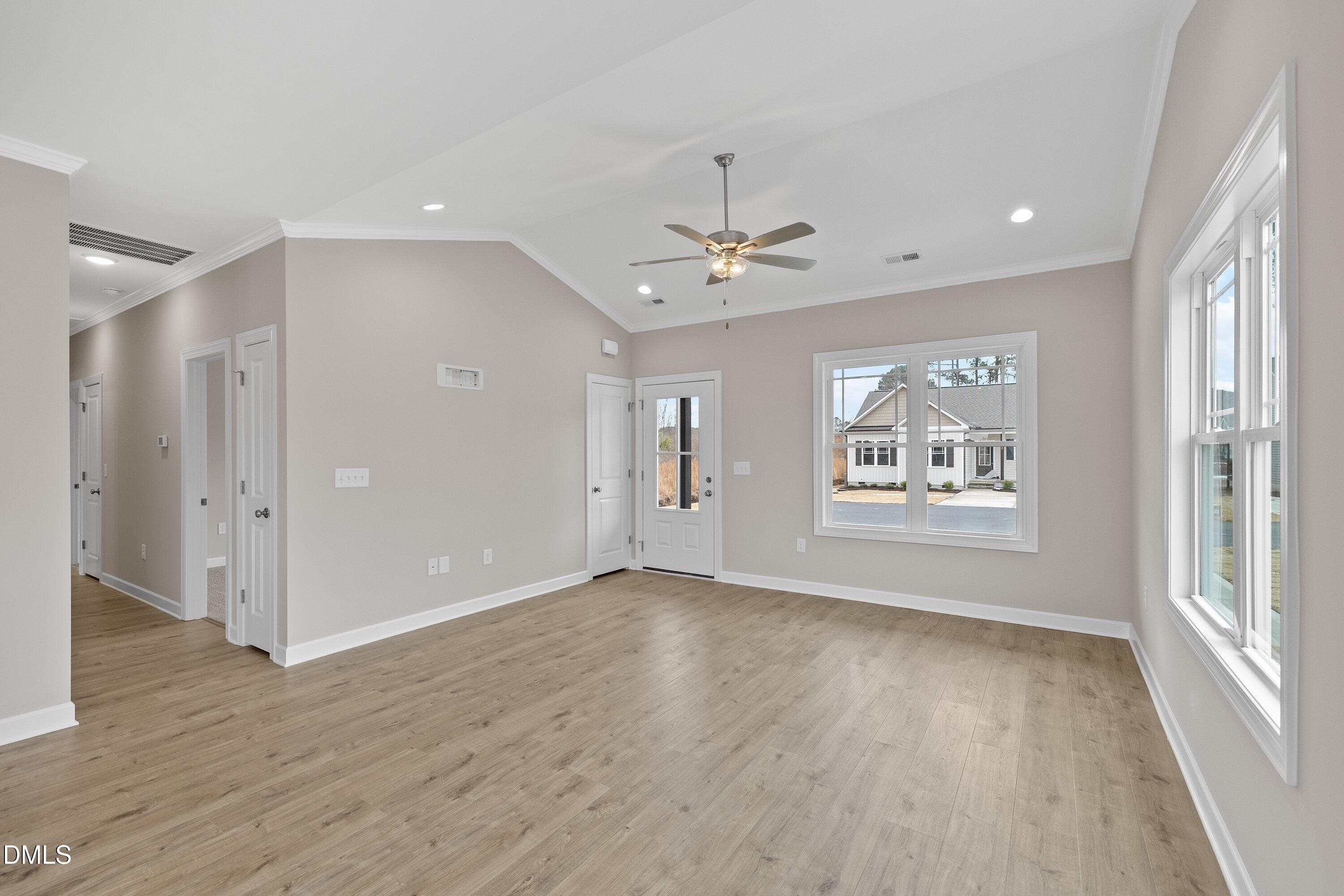 09-926 Micro _3688 - 930 Micro Road W, Selma, NC 27576