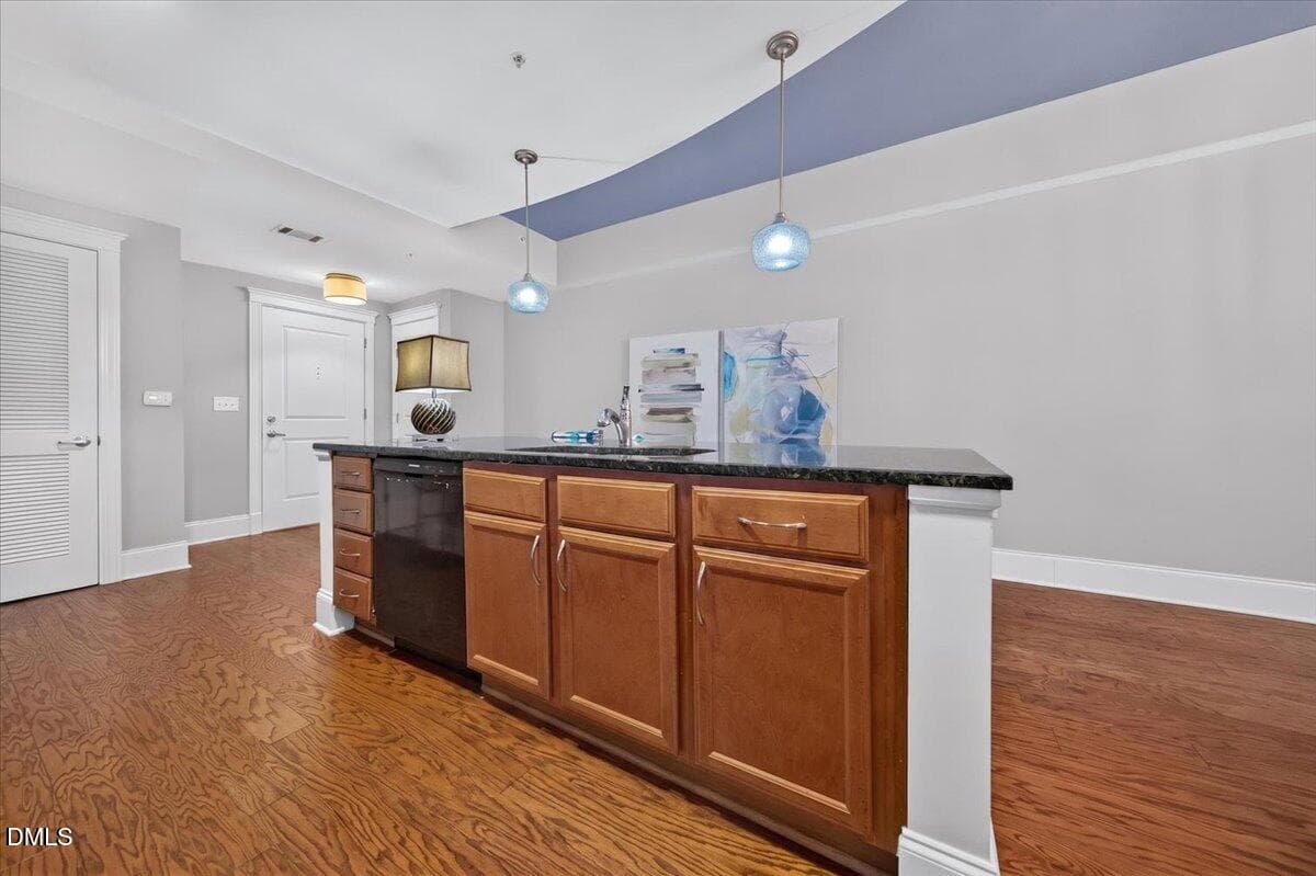 10-222APT212GlenwoodAveRaleigh_010_ZRL08 - 222 Glenwood Avenue 212, Raleigh, NC 27603, Raleigh