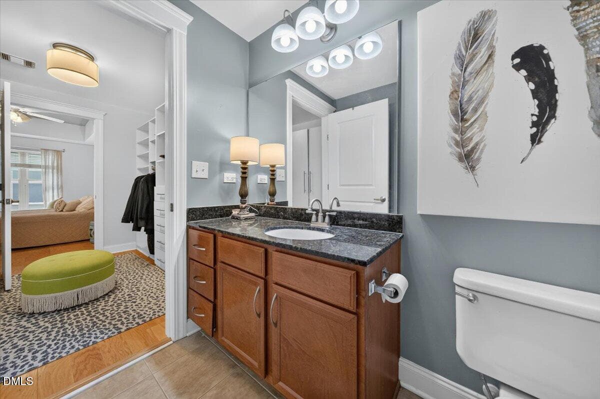 24-222APT212GlenwoodAveRaleigh_024_ZRL08 - 222 Glenwood Avenue 212, Raleigh, NC 27603, Raleigh